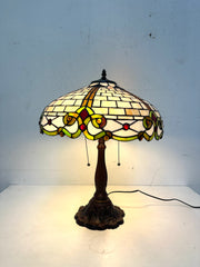 Tiffany Style Table Lamp – Stained Glass