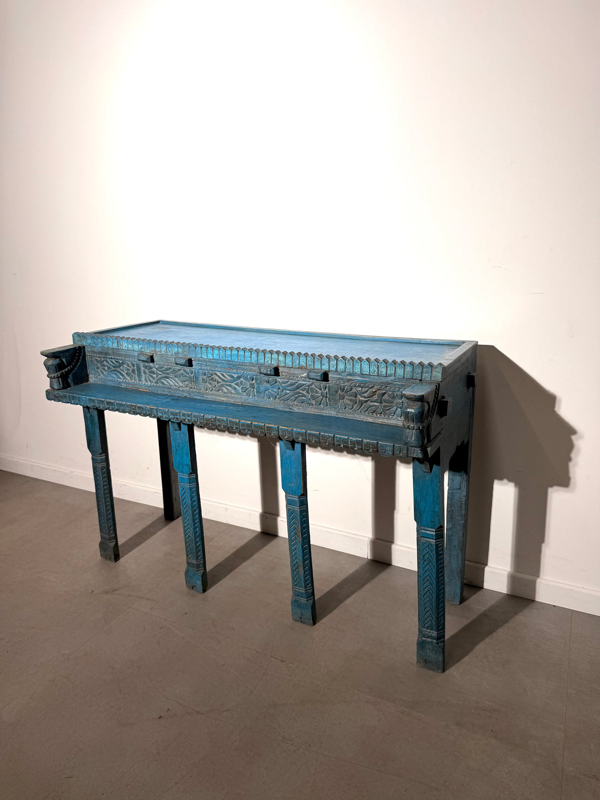 Indian Carved Console Table in Turquoise Blue