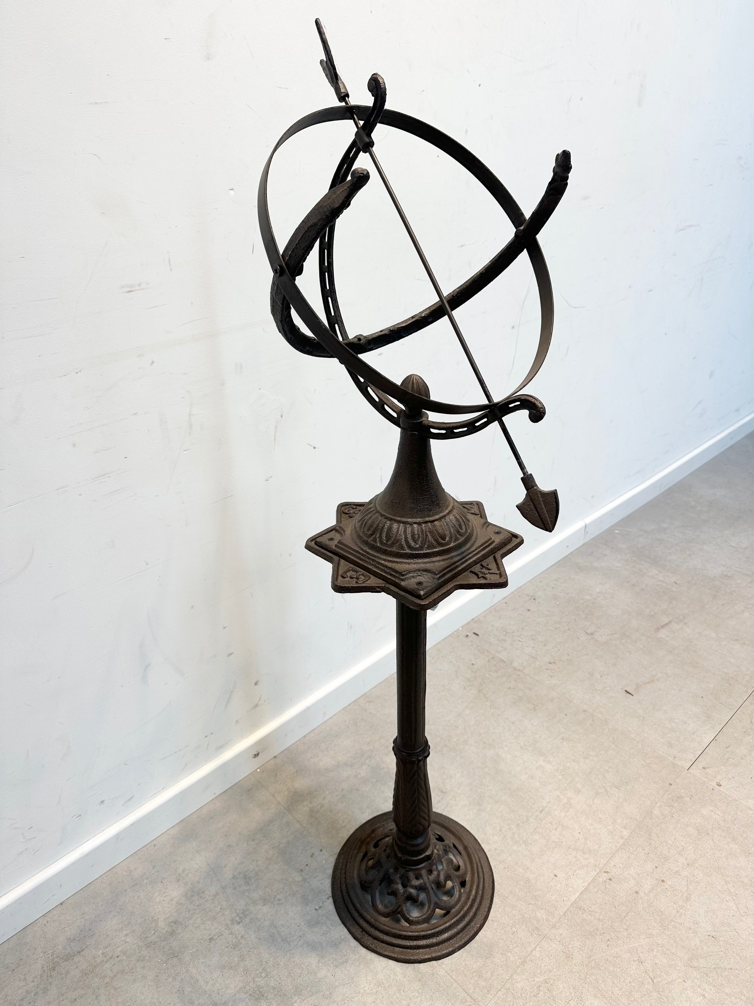 Zonnewijzer van gietijzer