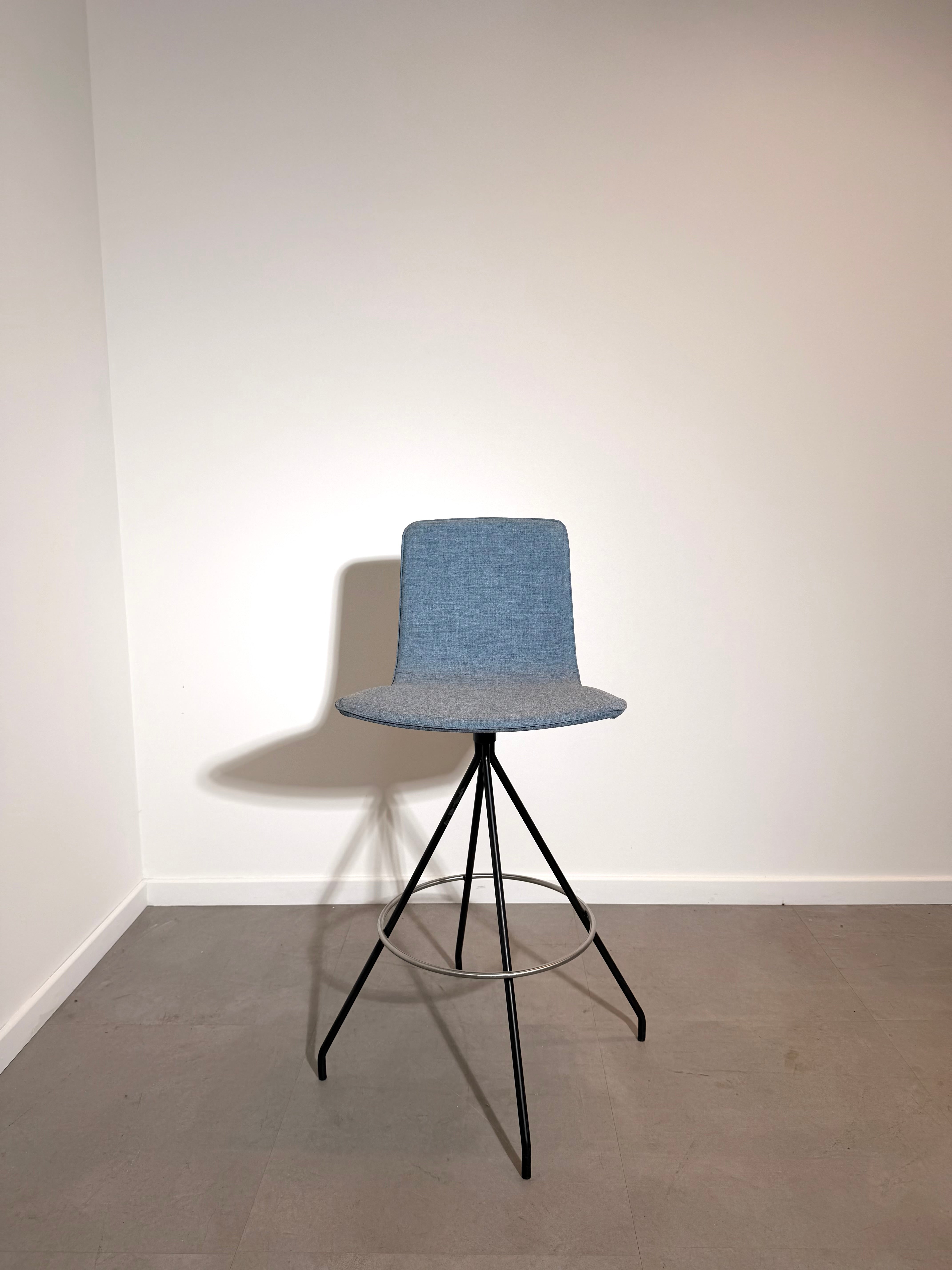 Viccarbe Modern Bar Stool – Blue Grey