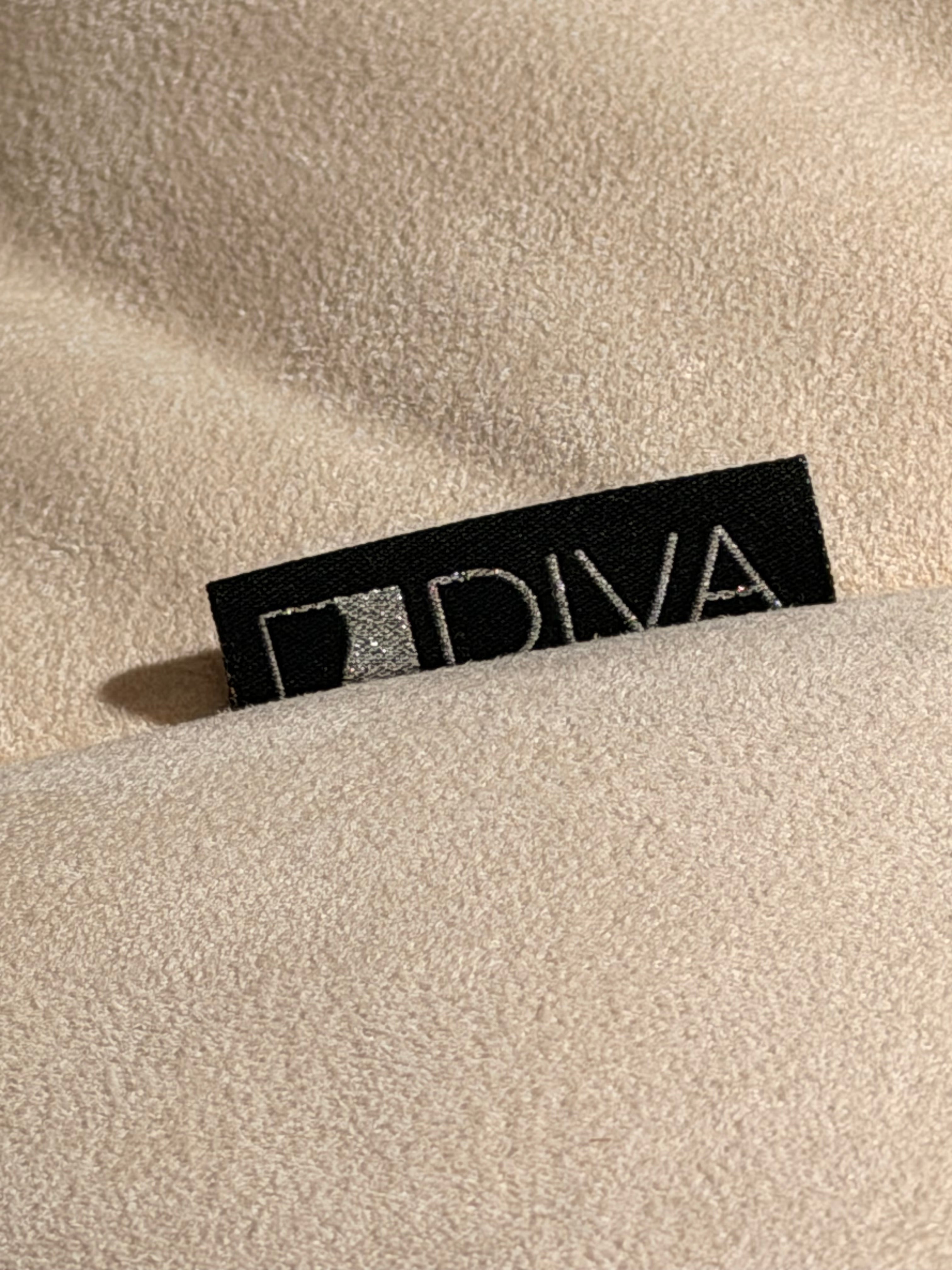 DIVA Lounge Chair / Sofa Bed