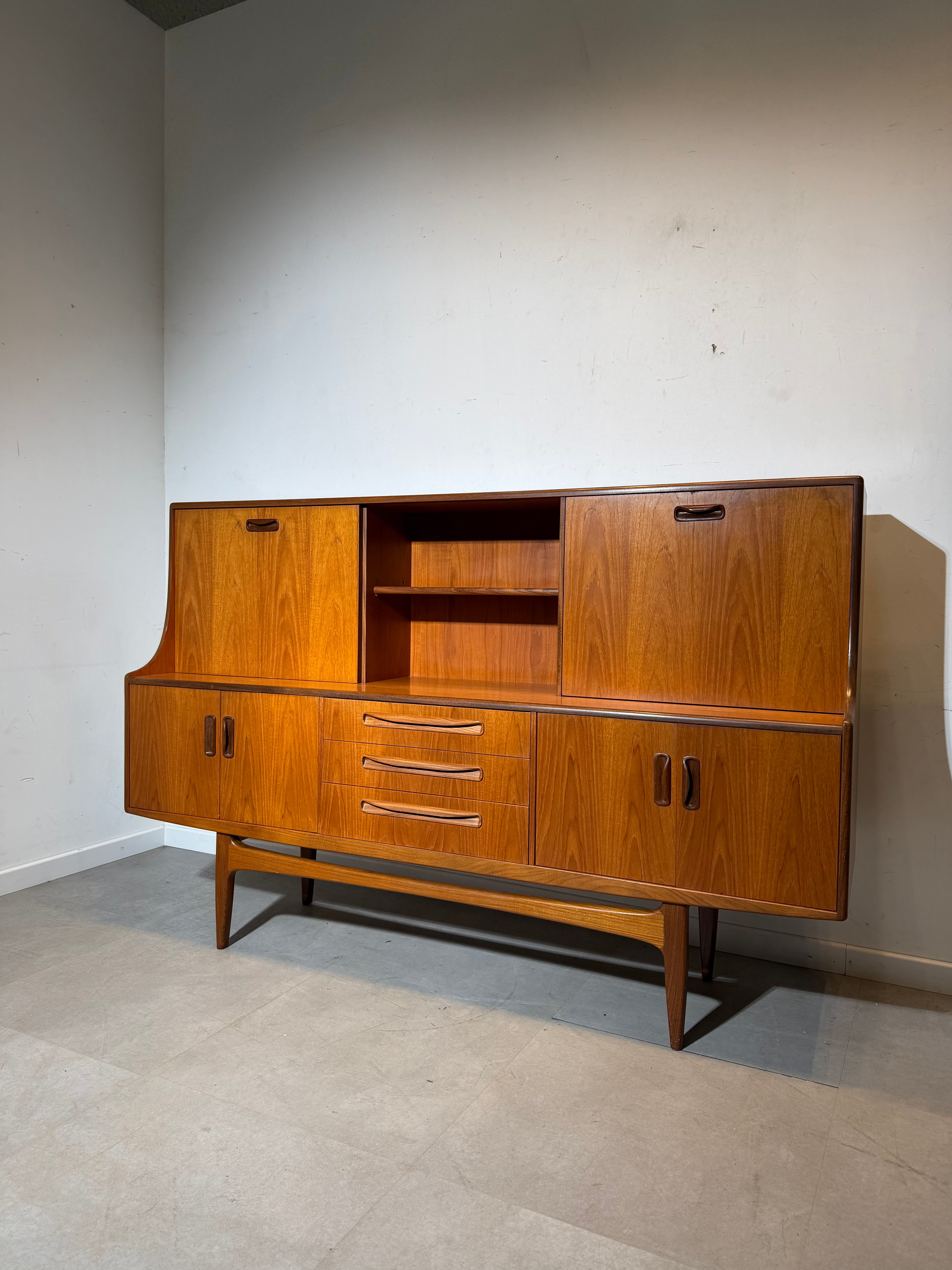 G-Plan “Fresco” Highboard – Mid-Century Modern (1960s)