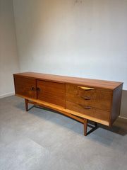 Buffet vintage Jentique