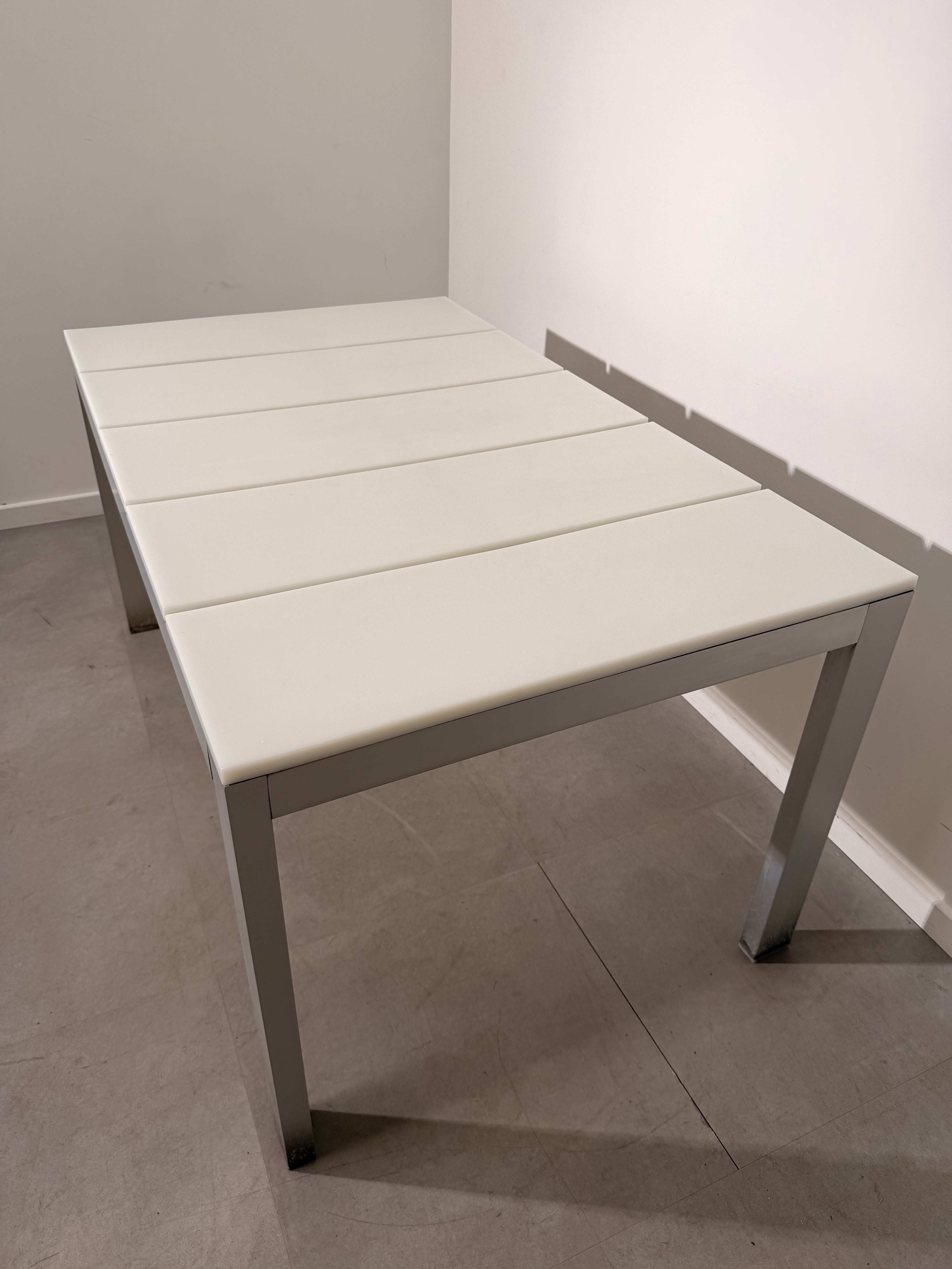 Gandia Blasco FLAT Dining Table by Mario Ruiz