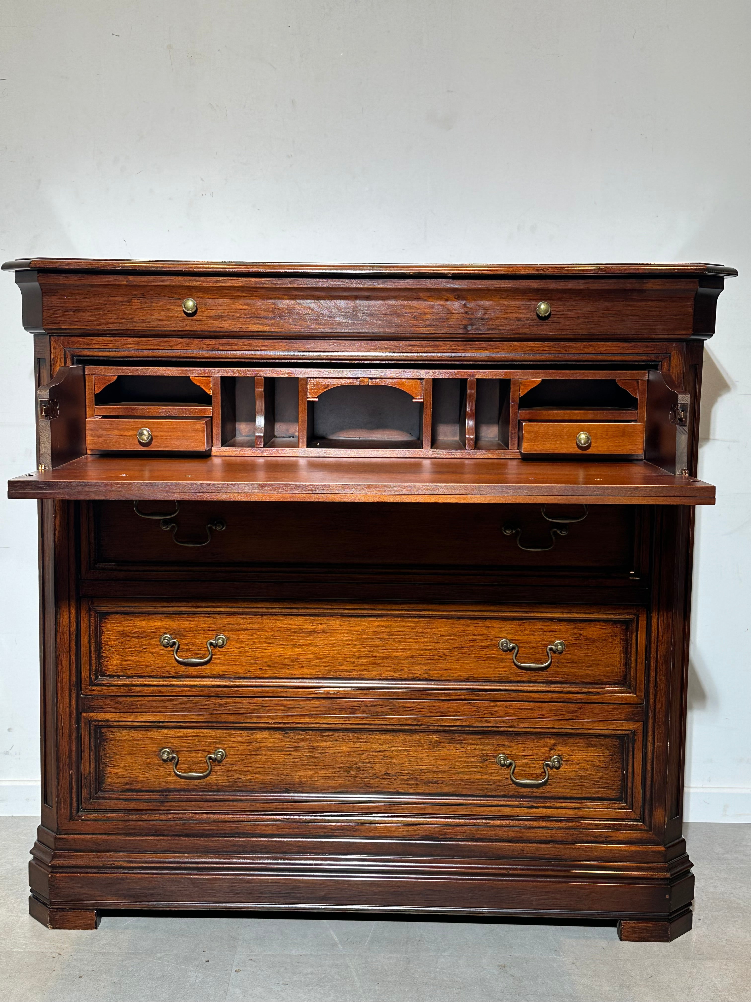 Secrétaire antique en bois