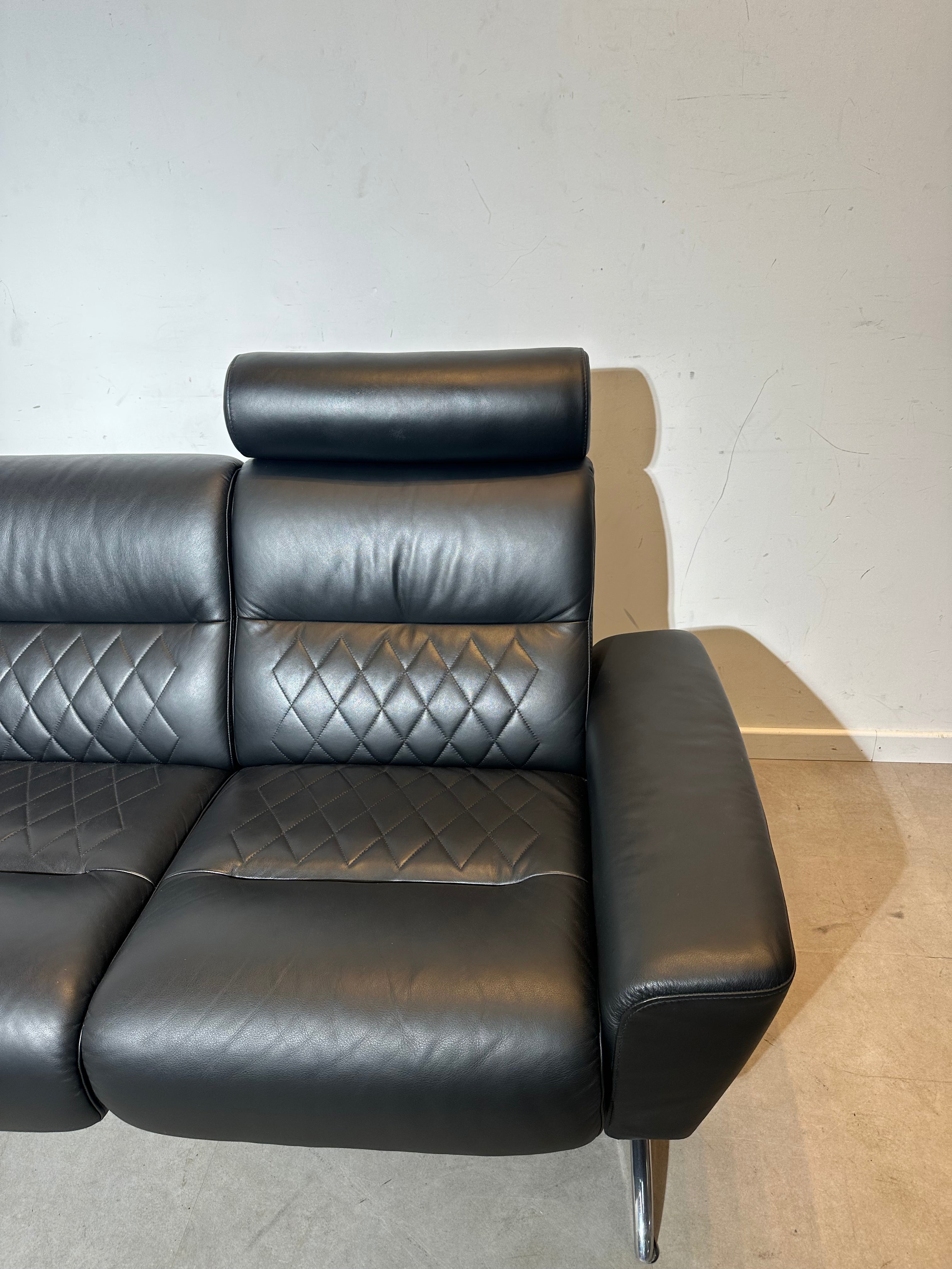 Stressless 2-seat sofa – black leather