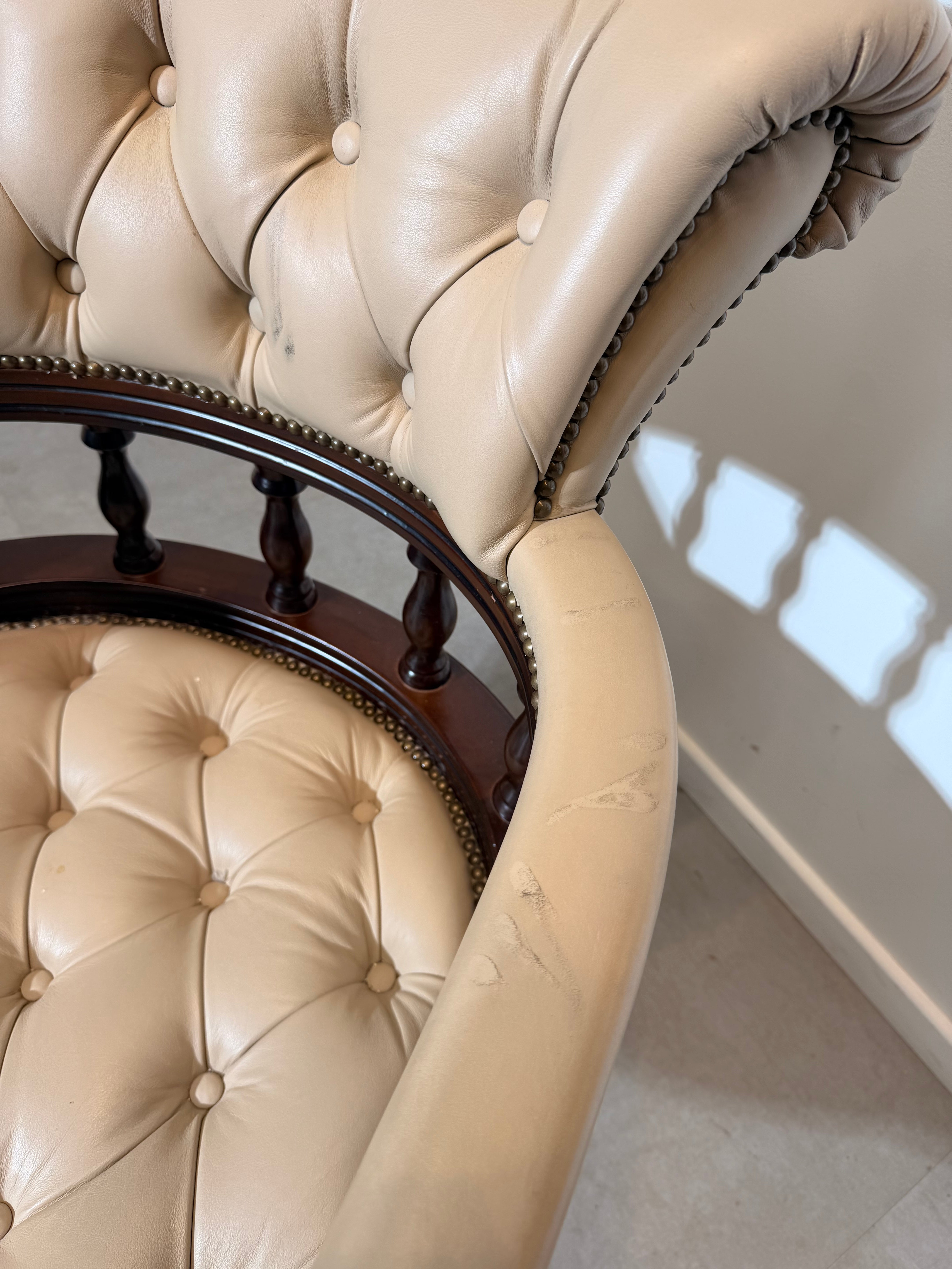 Chesterfield Style Executive Office Chair