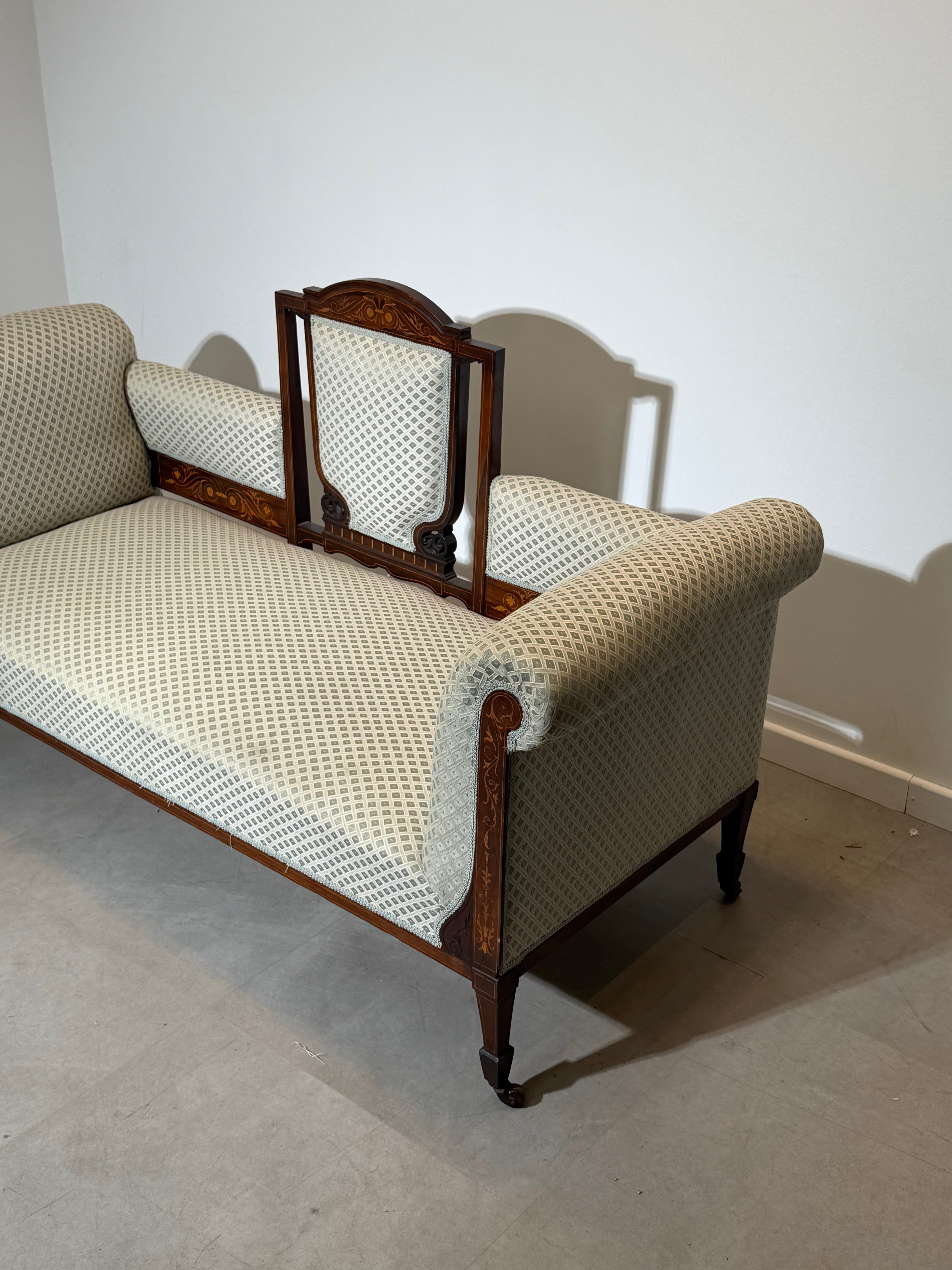 Edwardian Inlaid Mahogany Settee / Window Seat