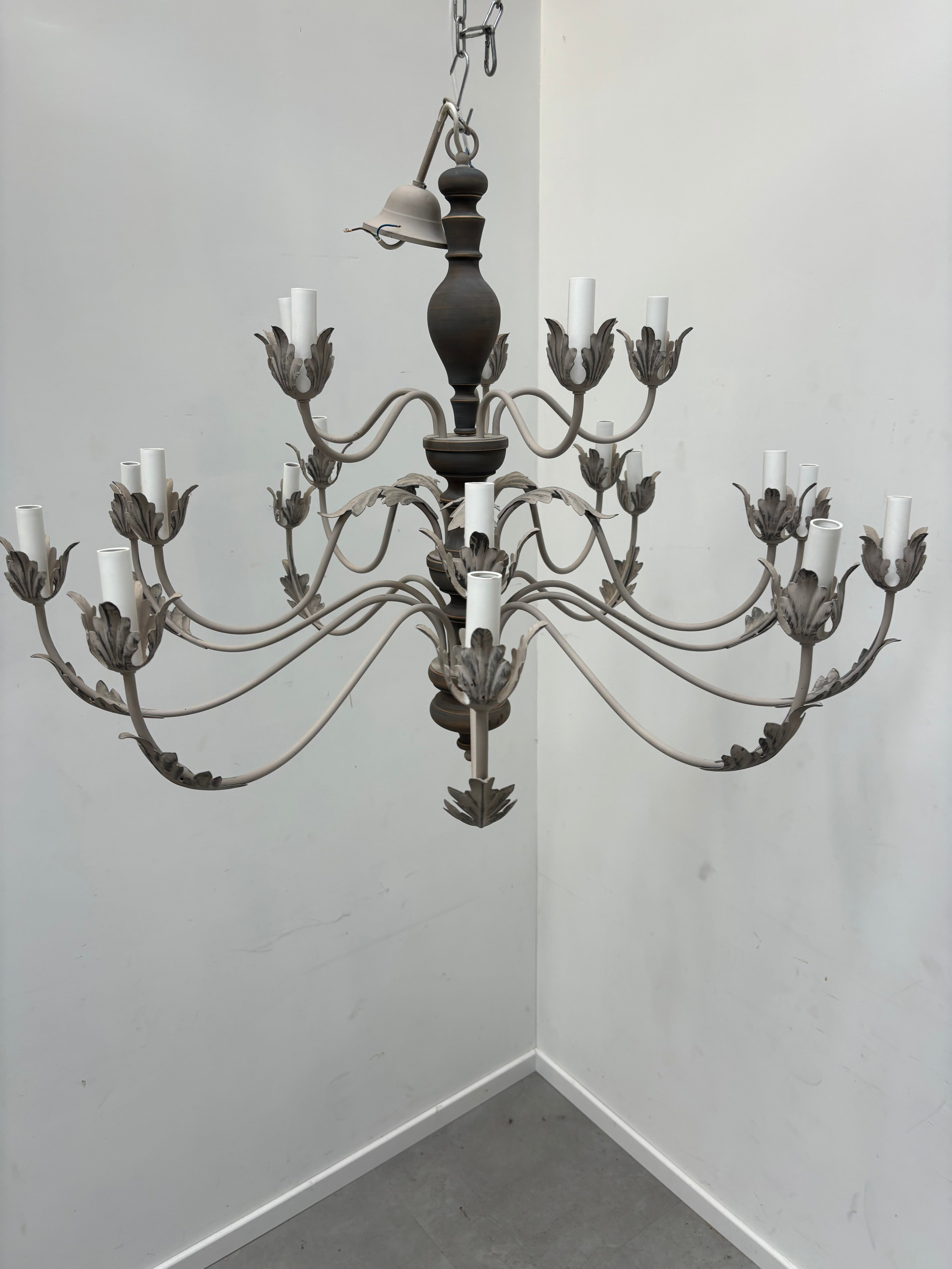 Kroonluchter met 20 lampen, rustiek