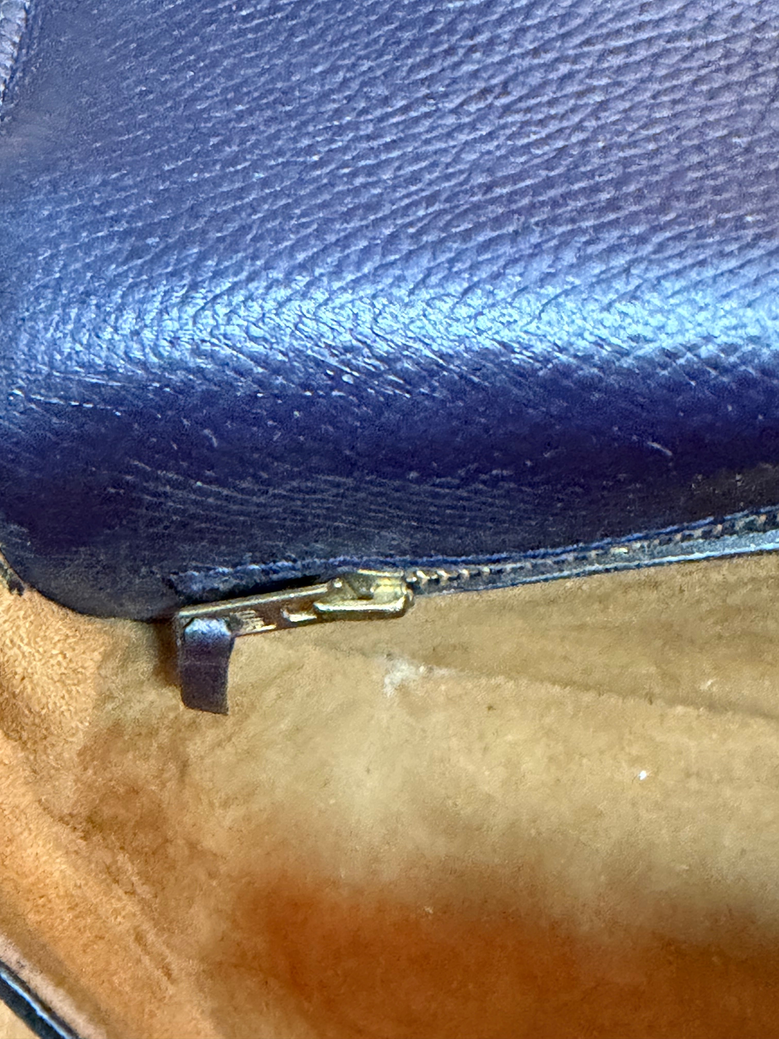 Vintage Delvaux “Poirier” Shoulder Bag – Navy Blue Leather with Mirror & Dust Bag