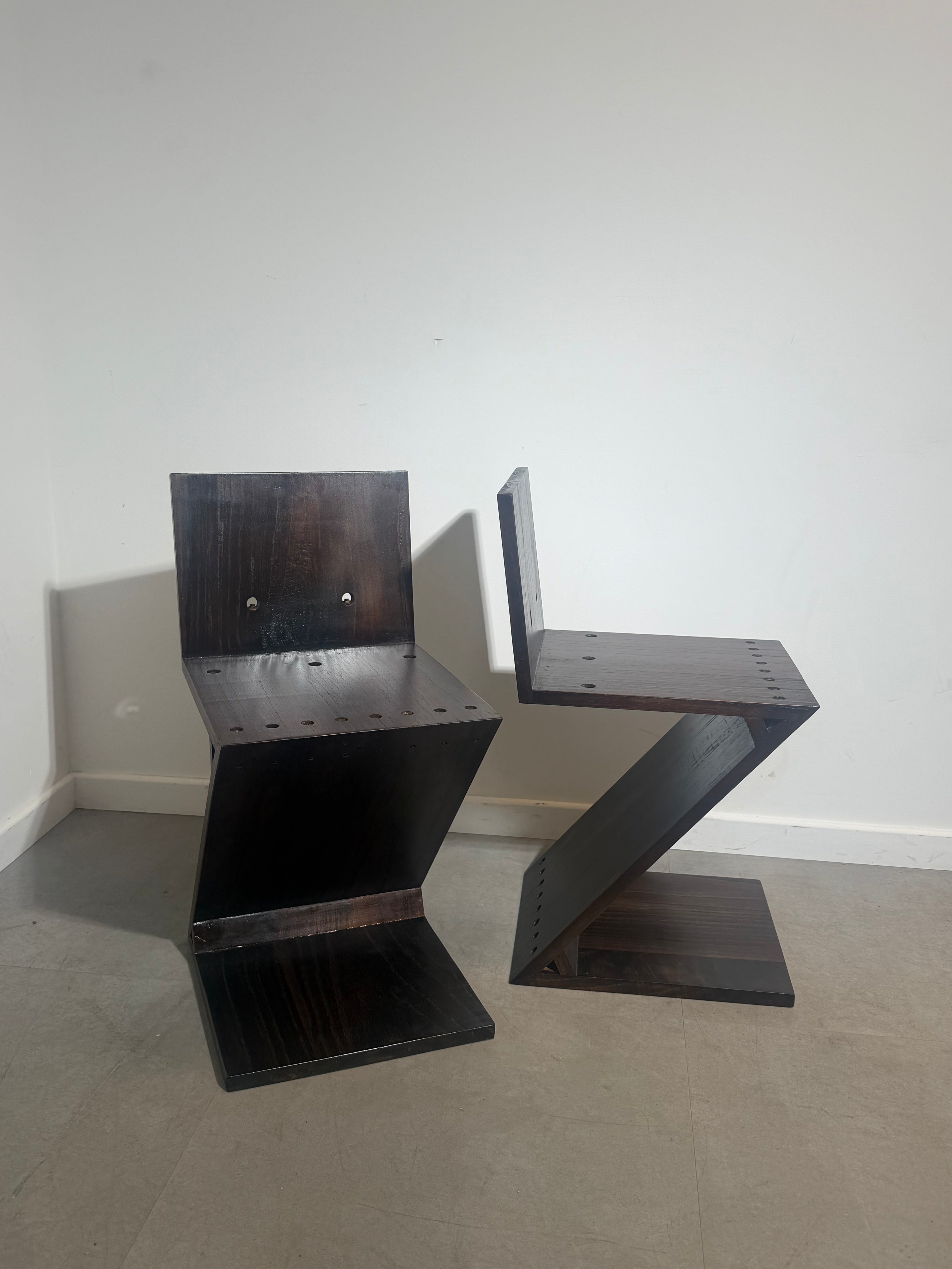 Zig Zag Wooden Chair – Sculptural Postmodern Design