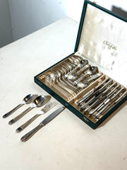 Ensemble de couverts Christofle « Villeroy » en métal argenté