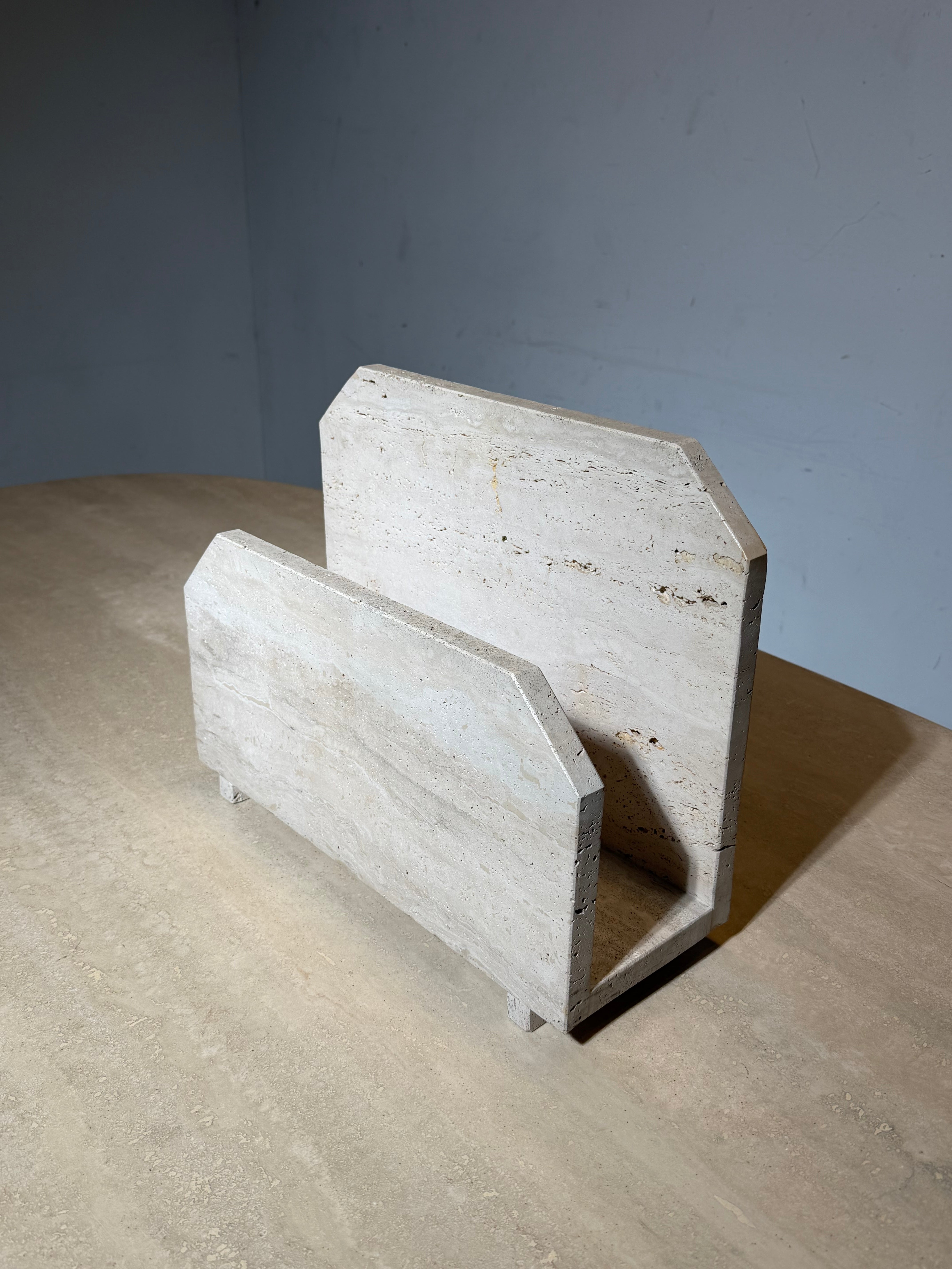 Vintage Travertine Magazine Holder – 40 x 15 x 32 cm