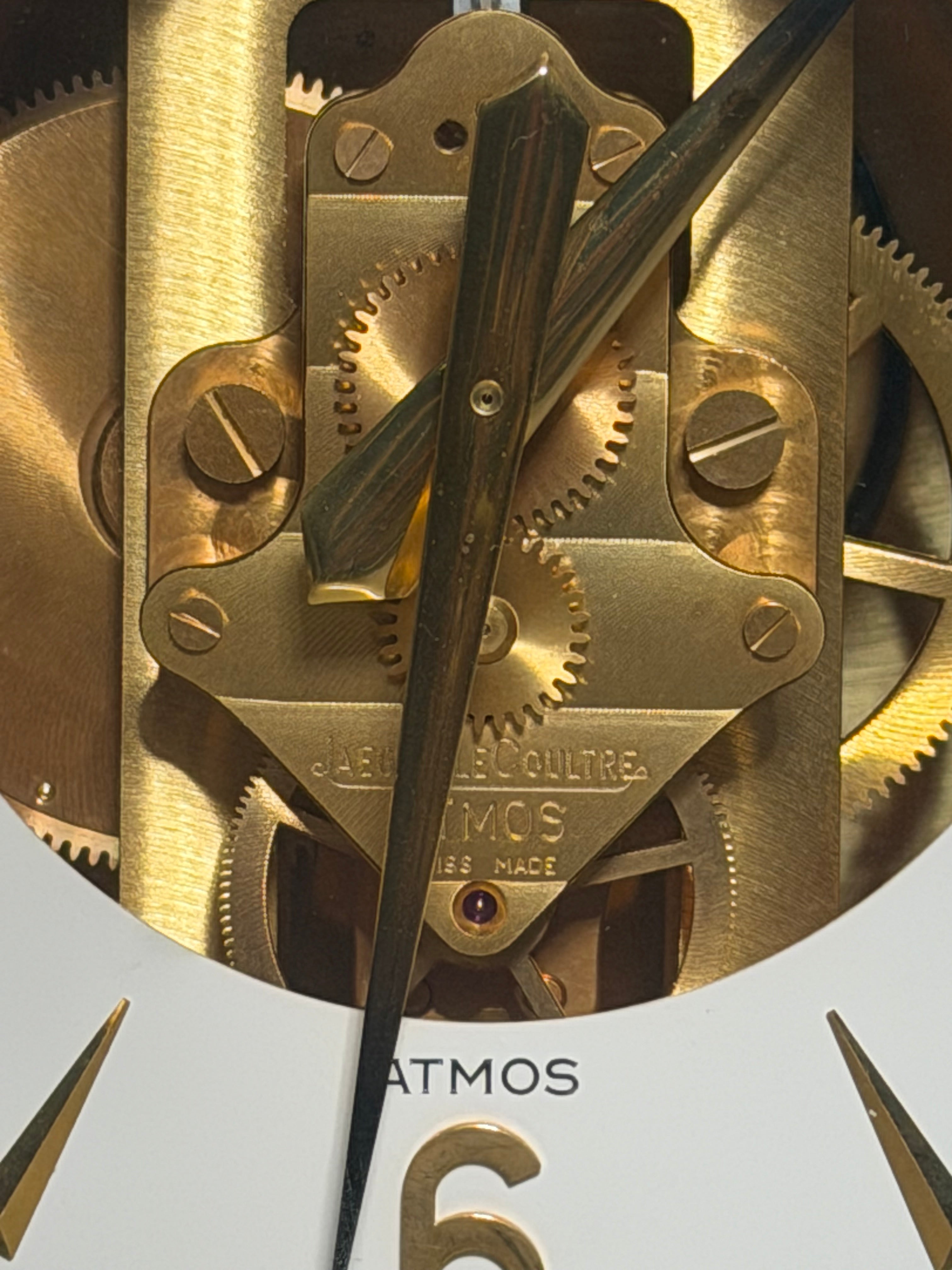 Jaeger-LeCoultre Atmos Calibre 528-8 – Gilt Brass – Swiss Perpetual Motion Clock