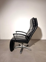 Durlet Black Leather Swivel Lounge Chair