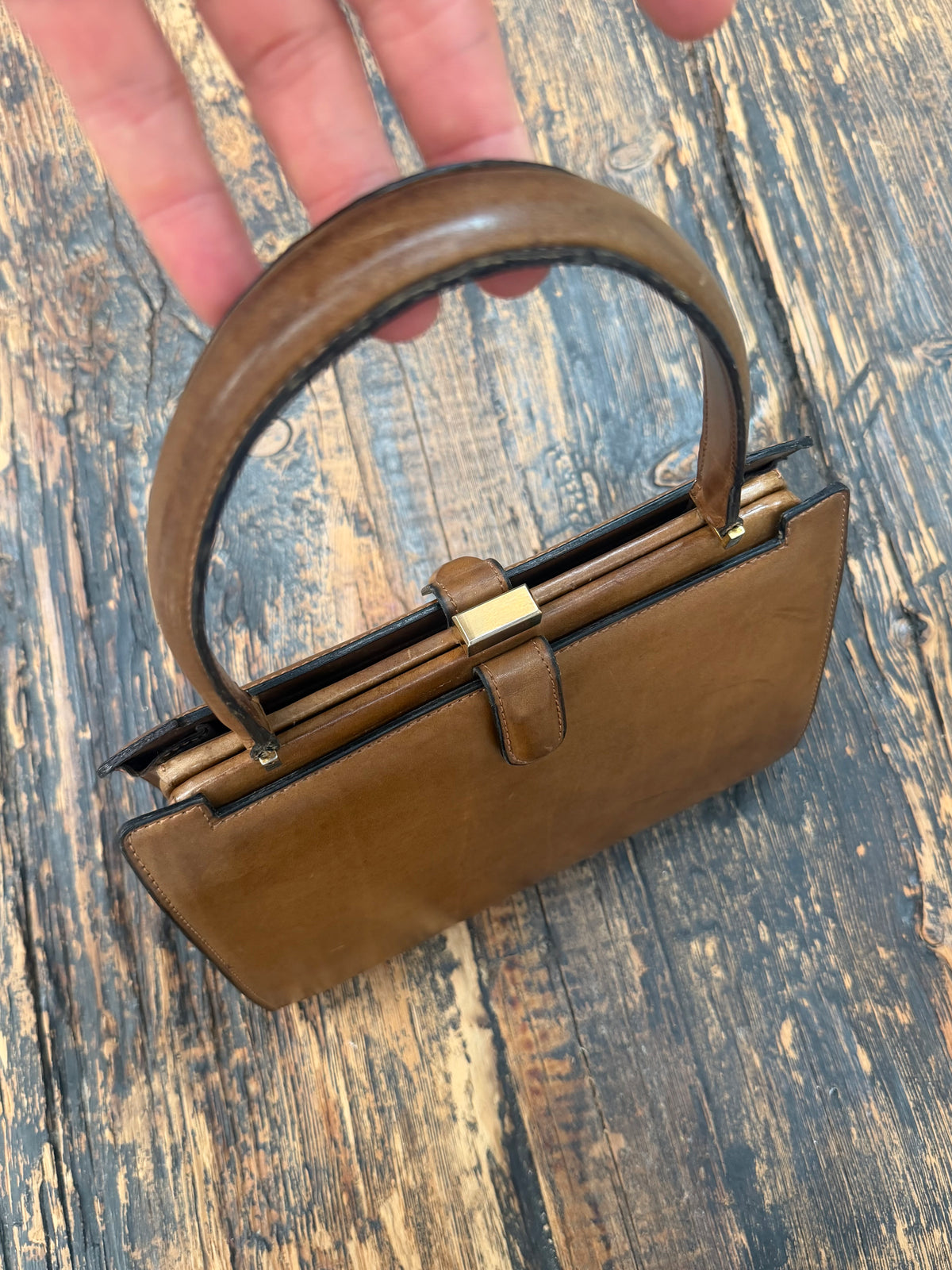 1950s Vintage Delvaux Handbag – Cognac Leather – Collector’s Piece
