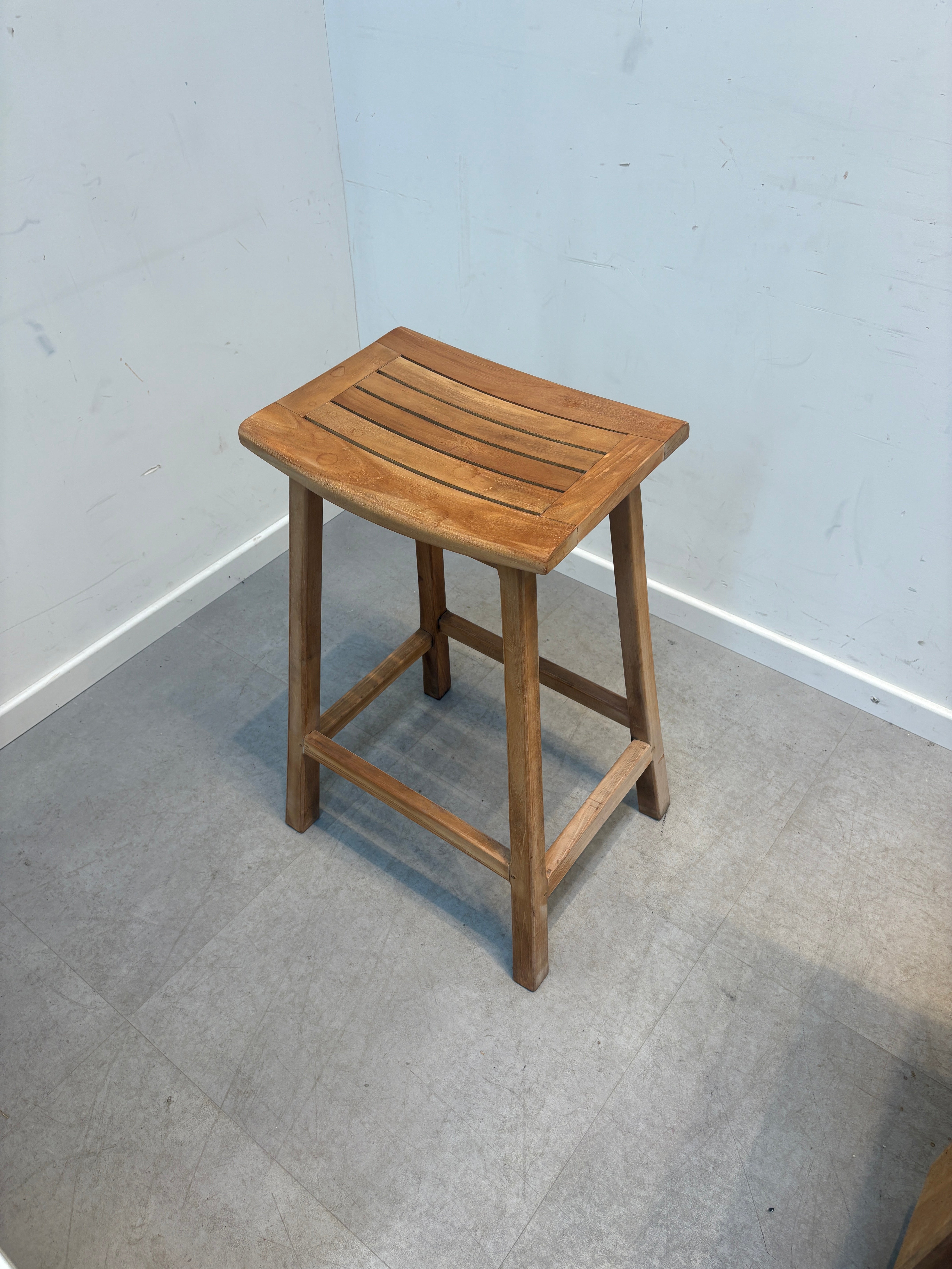 Tabouret de bar d'extérieur en teck