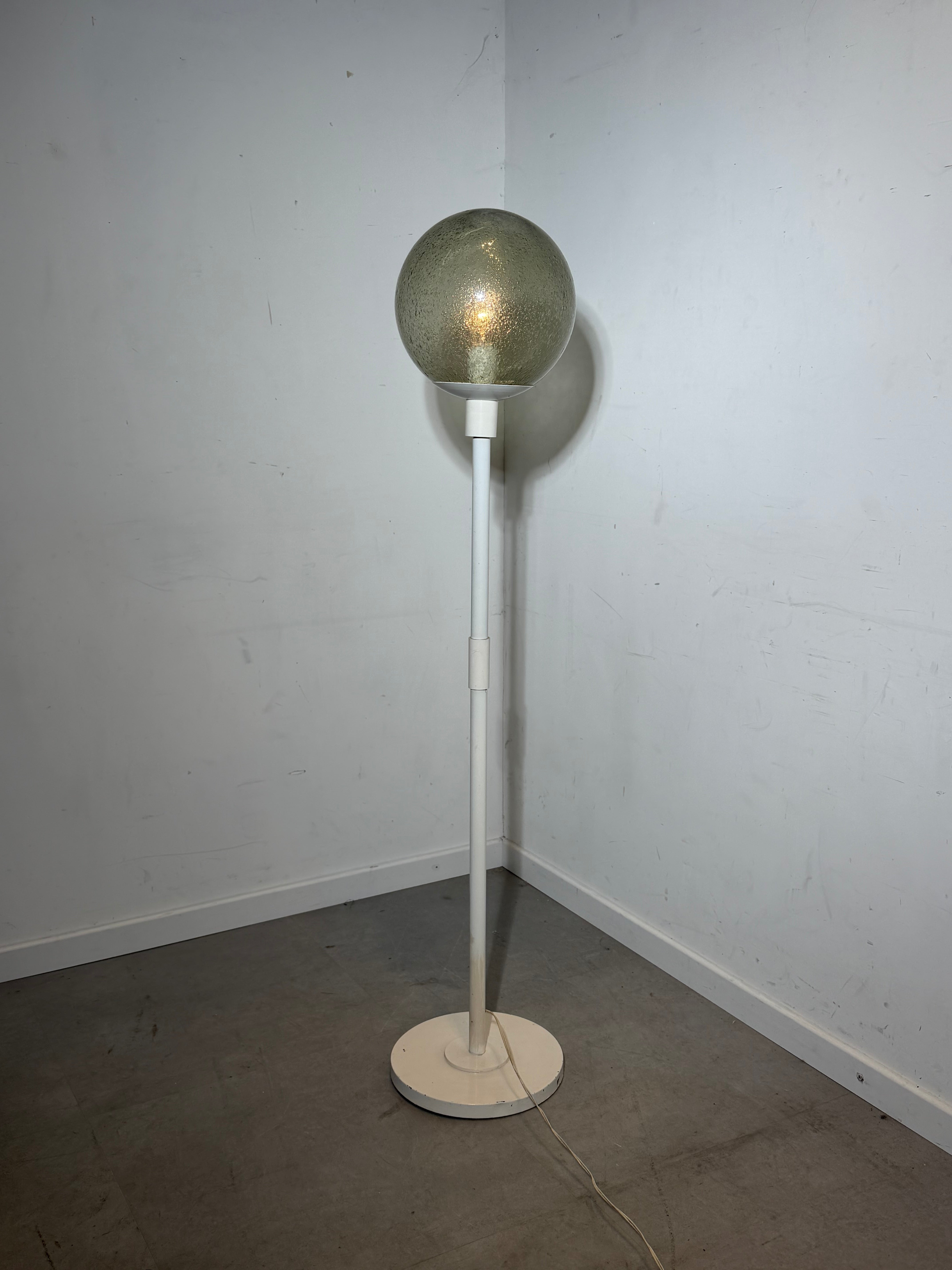 Vintage “Bowl” Floorlamp