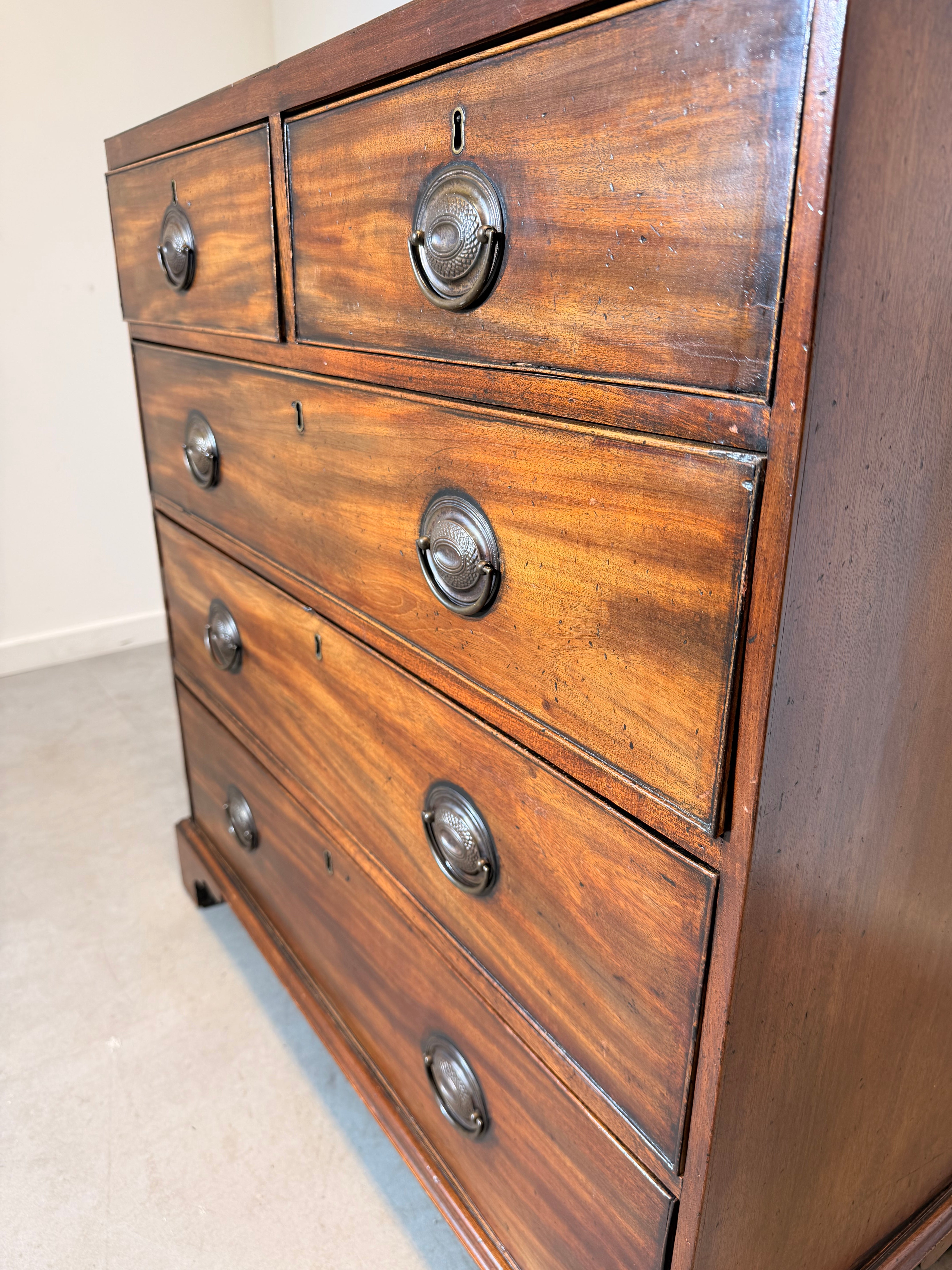 Antique Mahogany Chest of Drawers