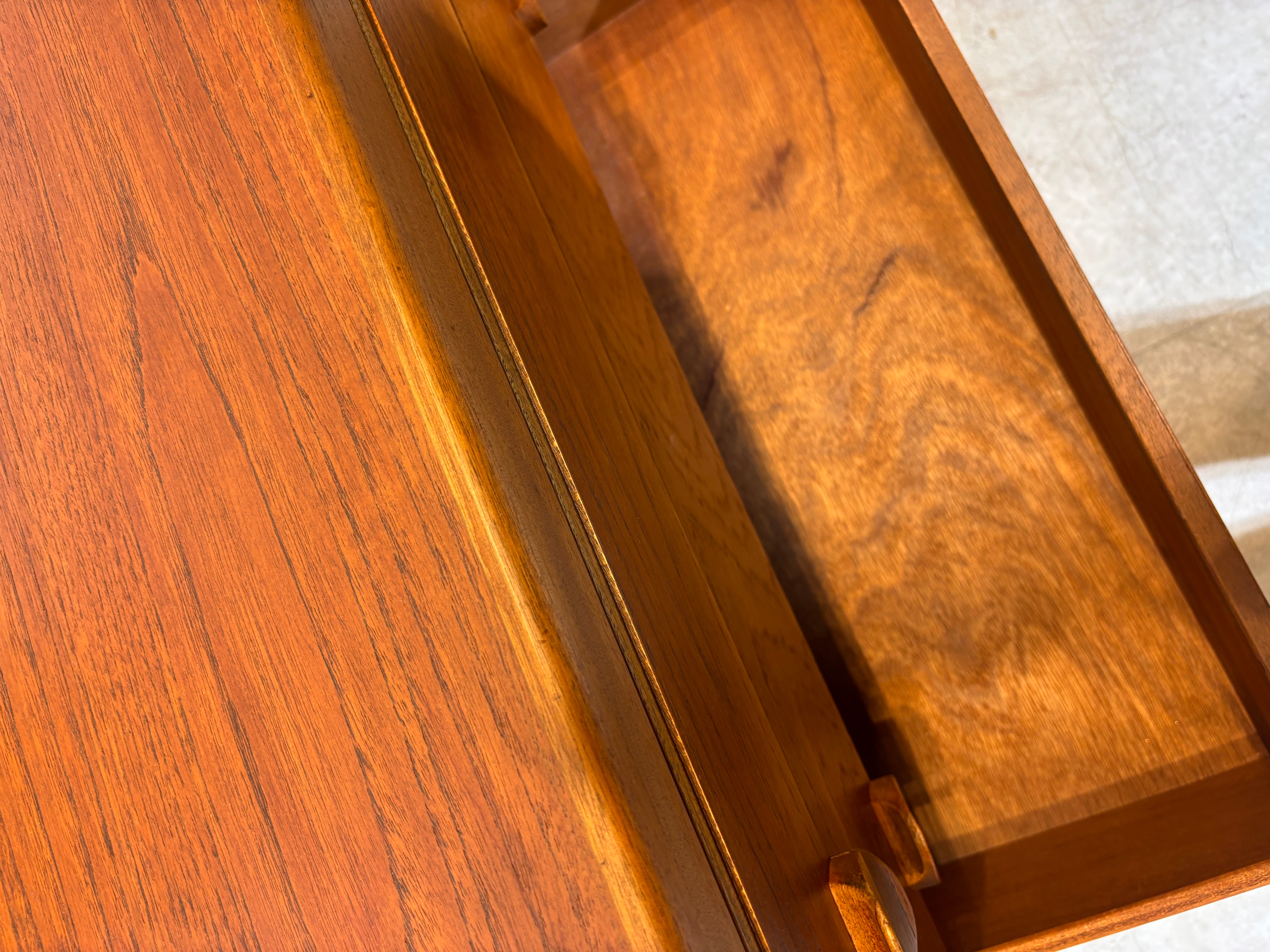 Vintage Nathan teak sideboard 3 drawers - 2 doors