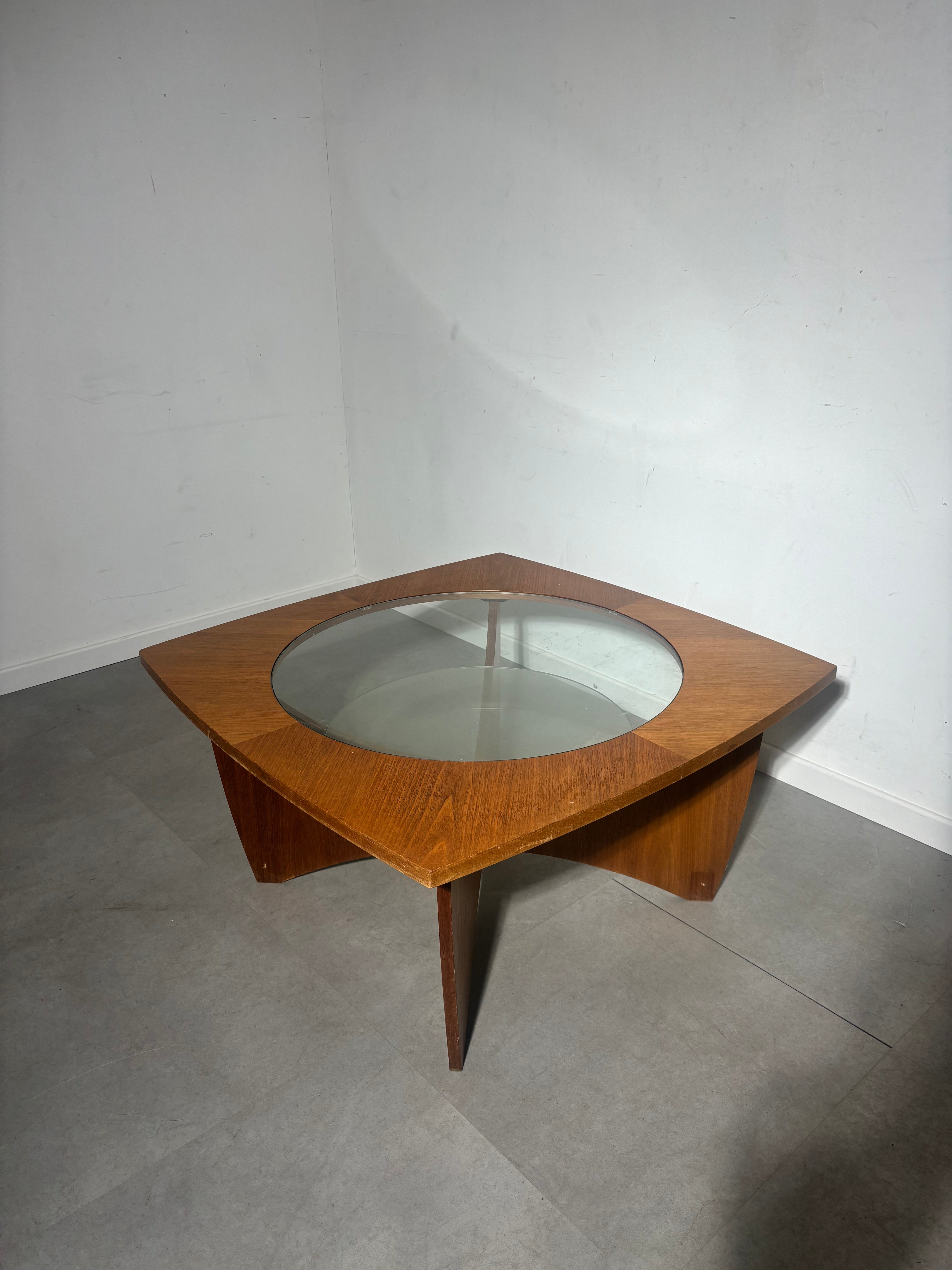 Vintage “Spectrum” Coffeetable in teak