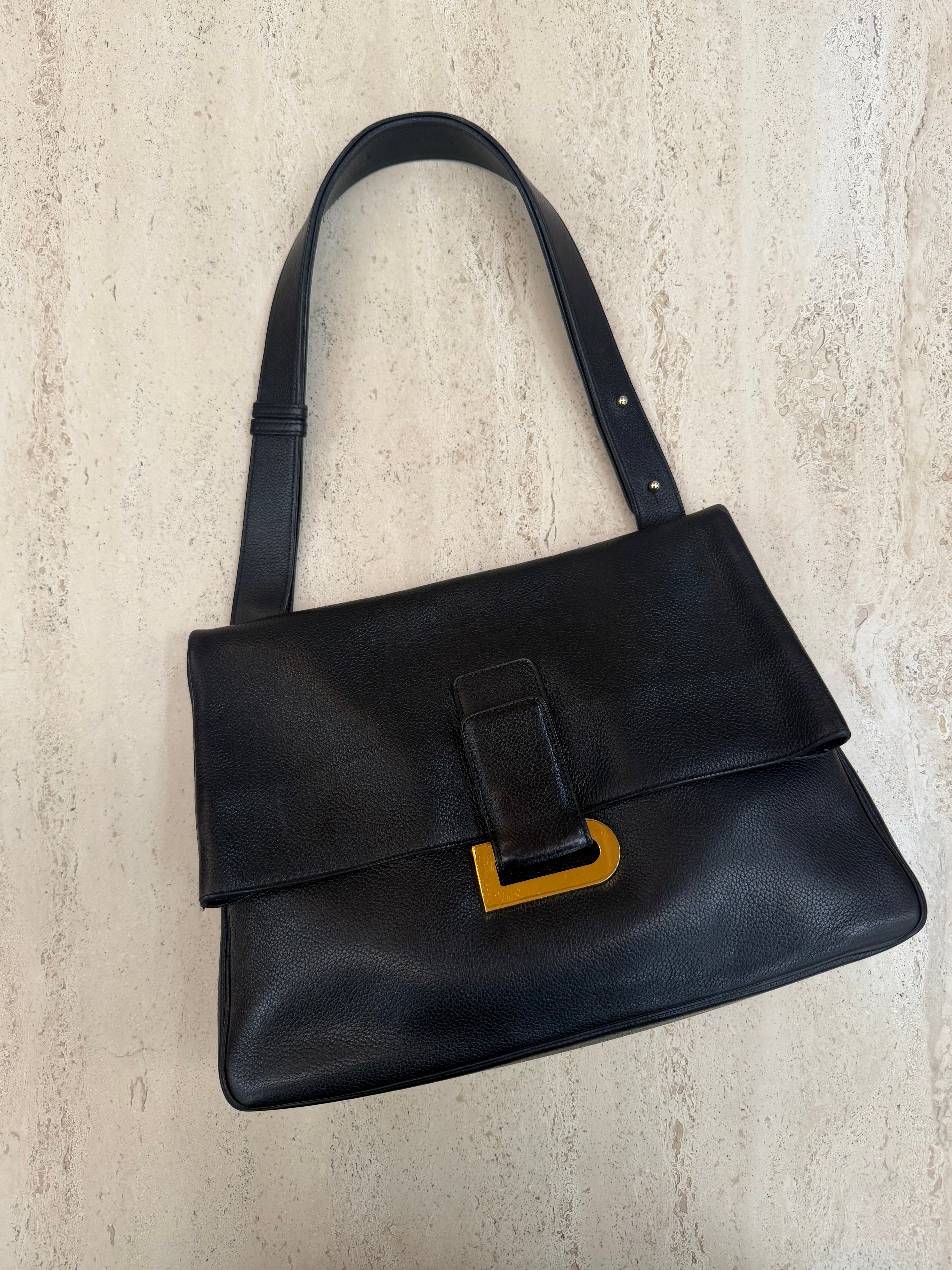 Delvaux Relais Trotteur Bag – Black Leather – With Dustbag & Mirror – 33 x 25 cm