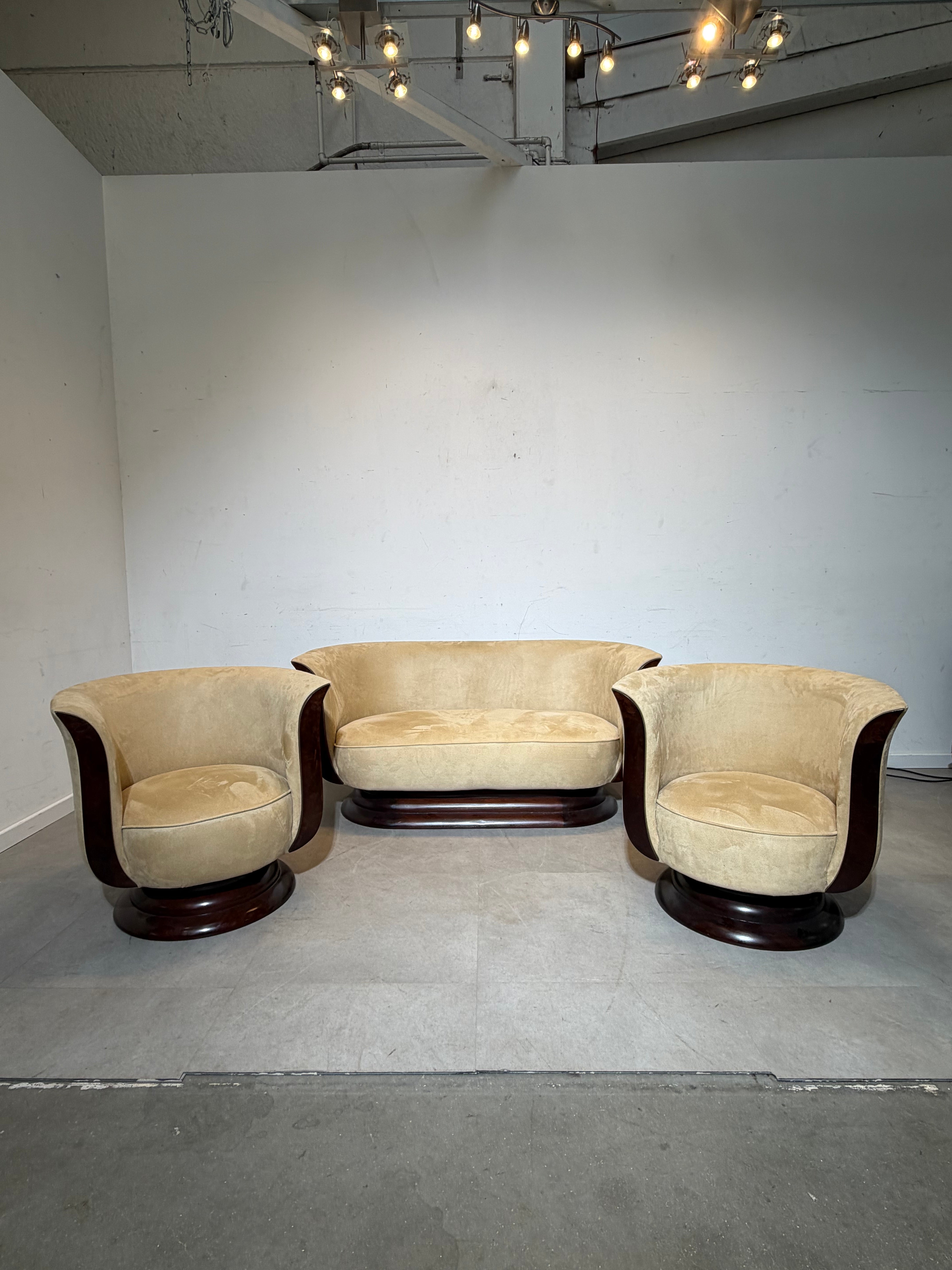 Art Deco Tulip Sofa Set – 2 Club Chairs & Two-Seater – Hotel Le Malandre