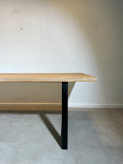 Grutman dining table – solid oak top 270 cm