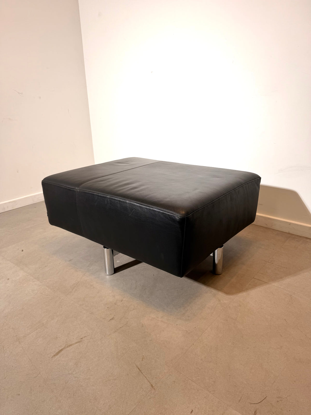 COR Arthe Modular Leather Sofa Bed
