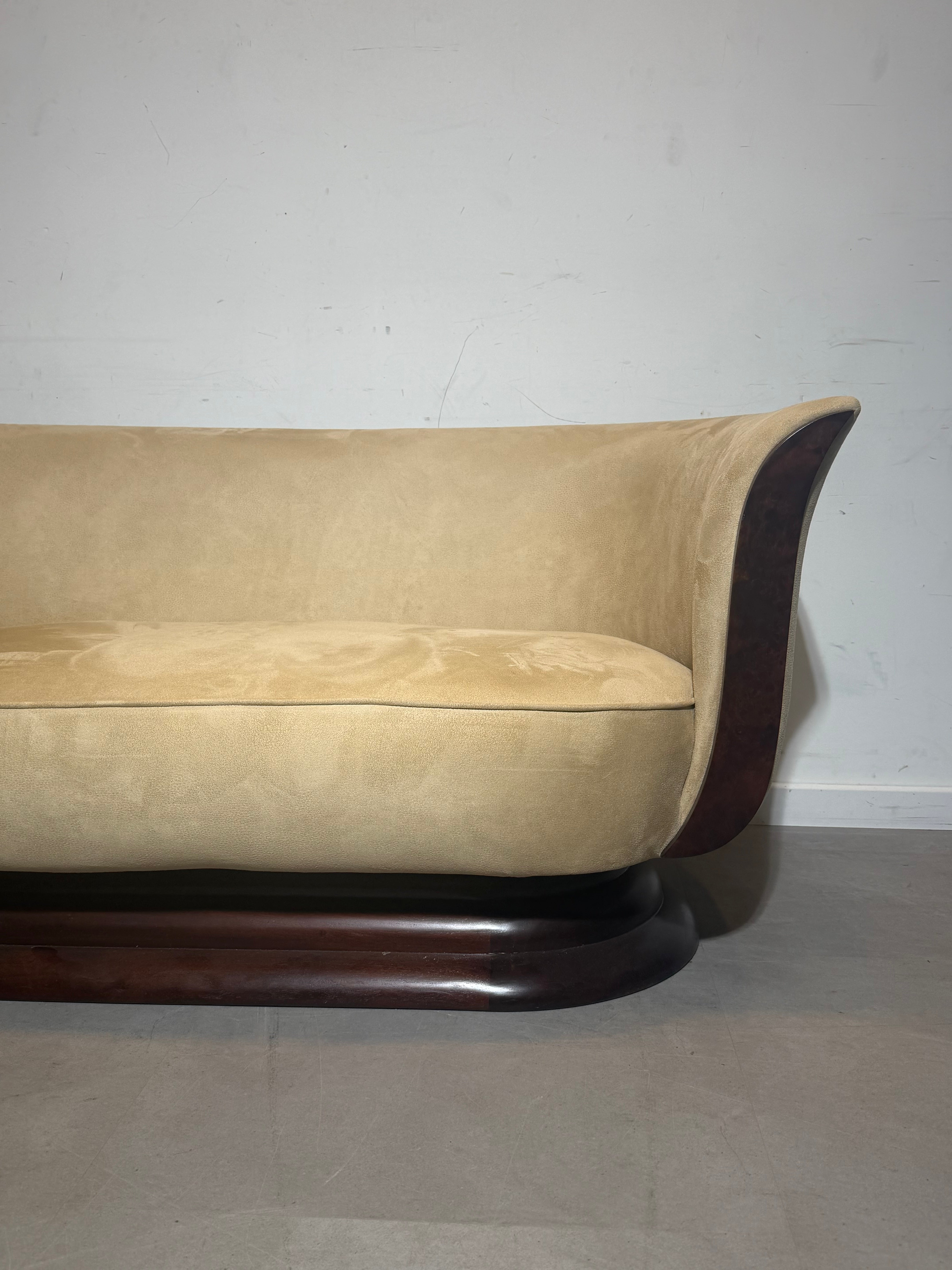 Art Deco Tulip Two-Seater Sofa – Hotel Le Malandre – Freshly Upholstered