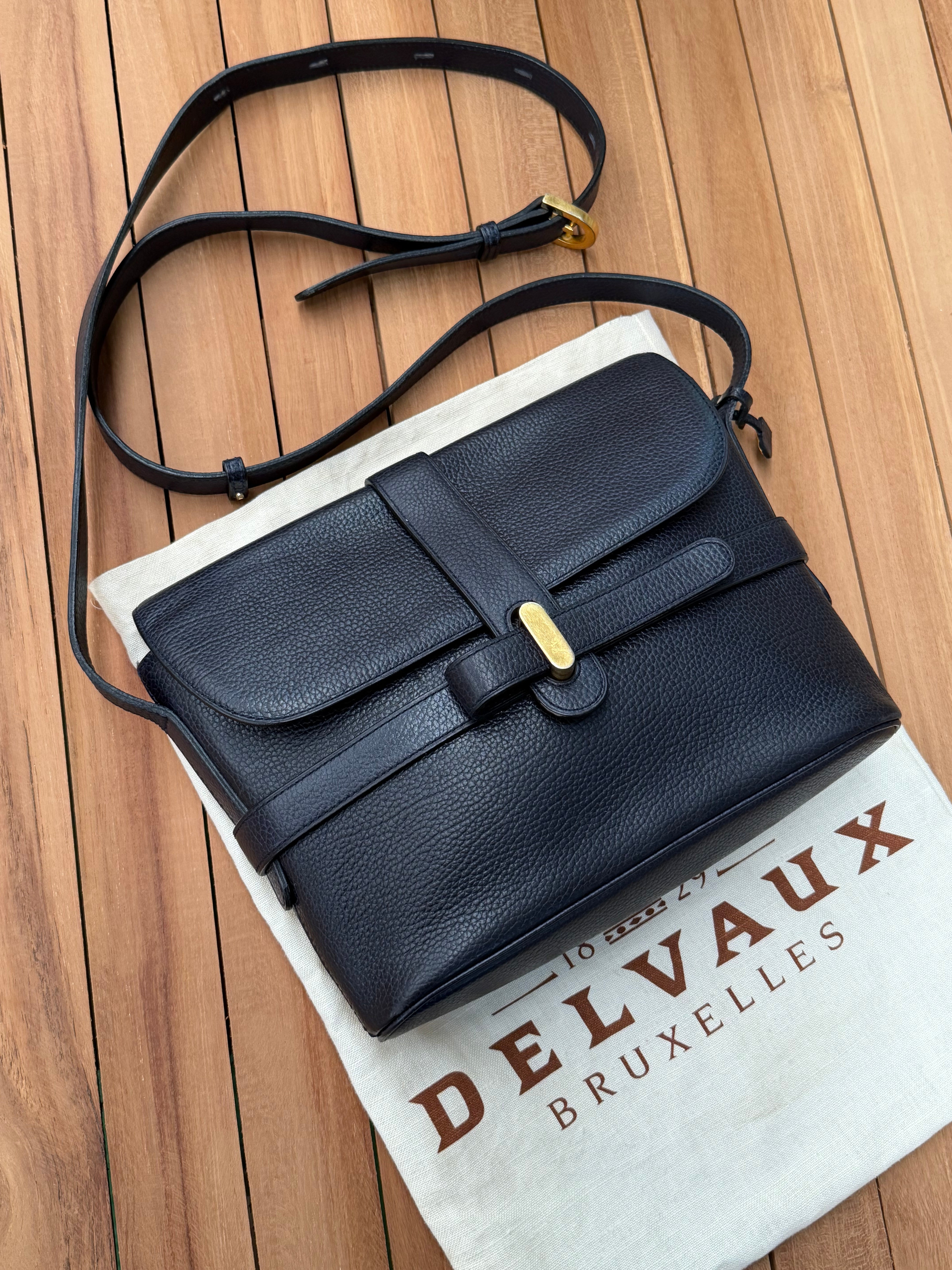 Delvaux “Simoun” Crossbody Bag – Dark Blue Leather