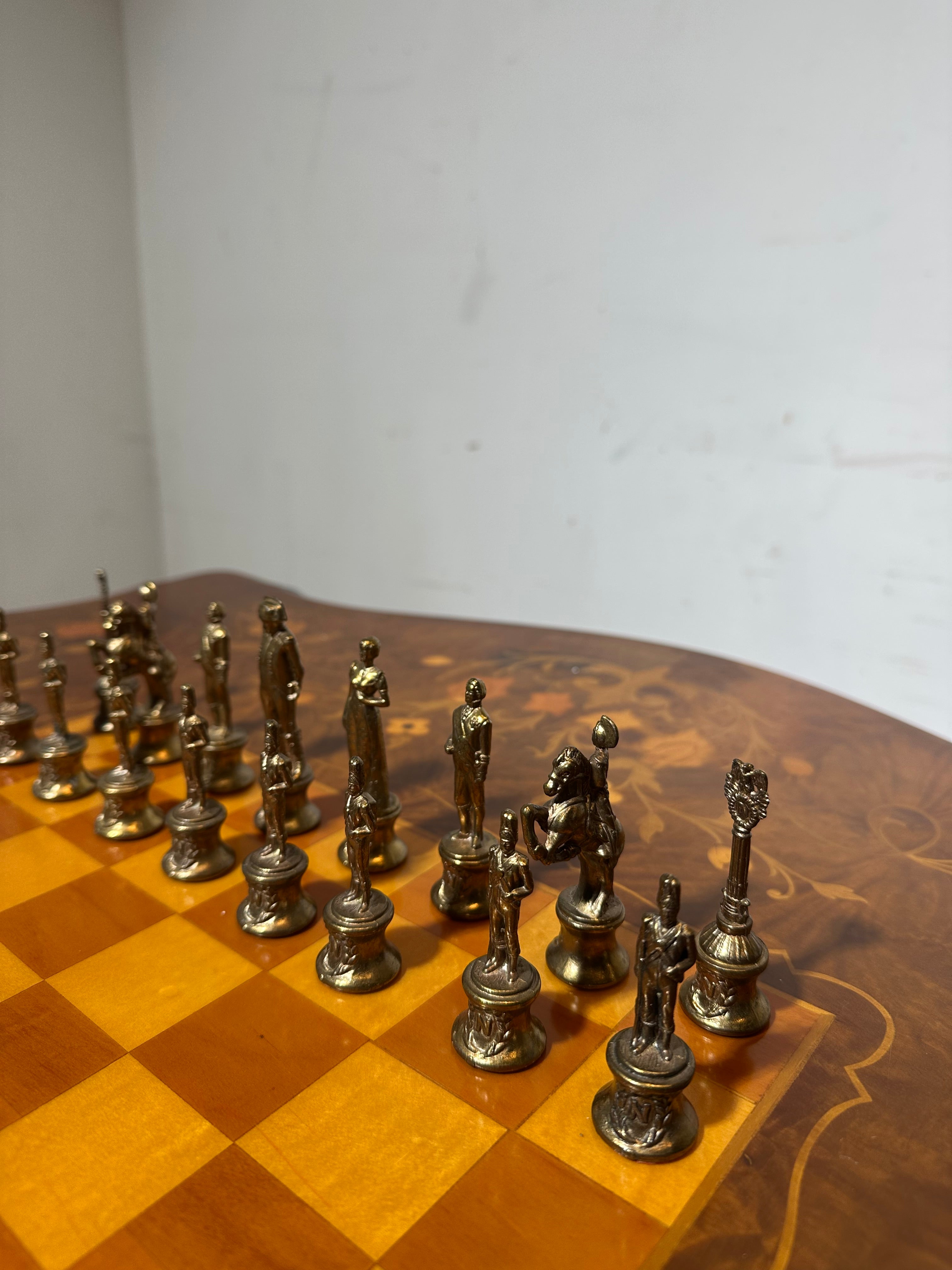 Antieke koperen schaaktafel met marqueterie