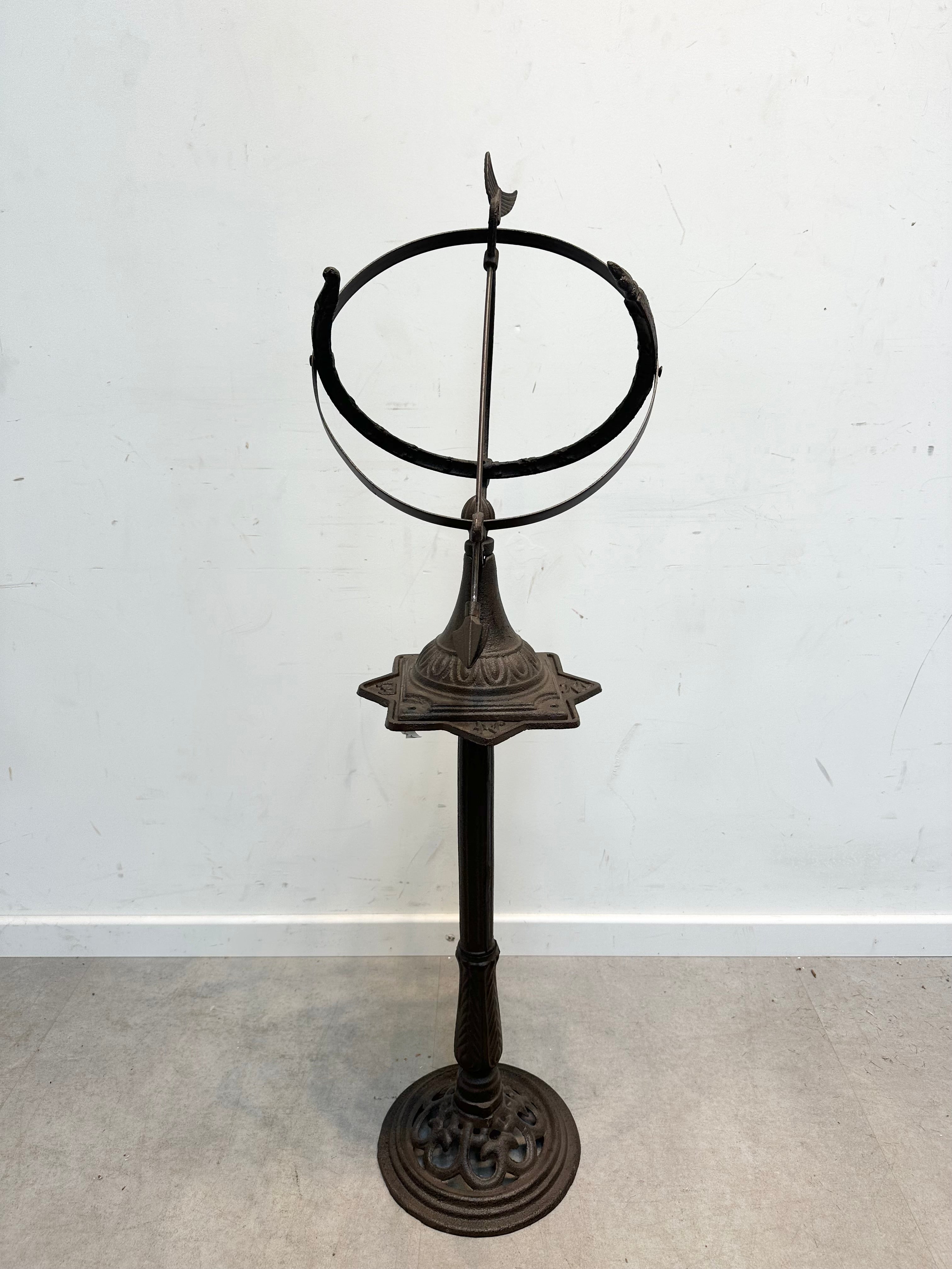 Zonnewijzer van gietijzer