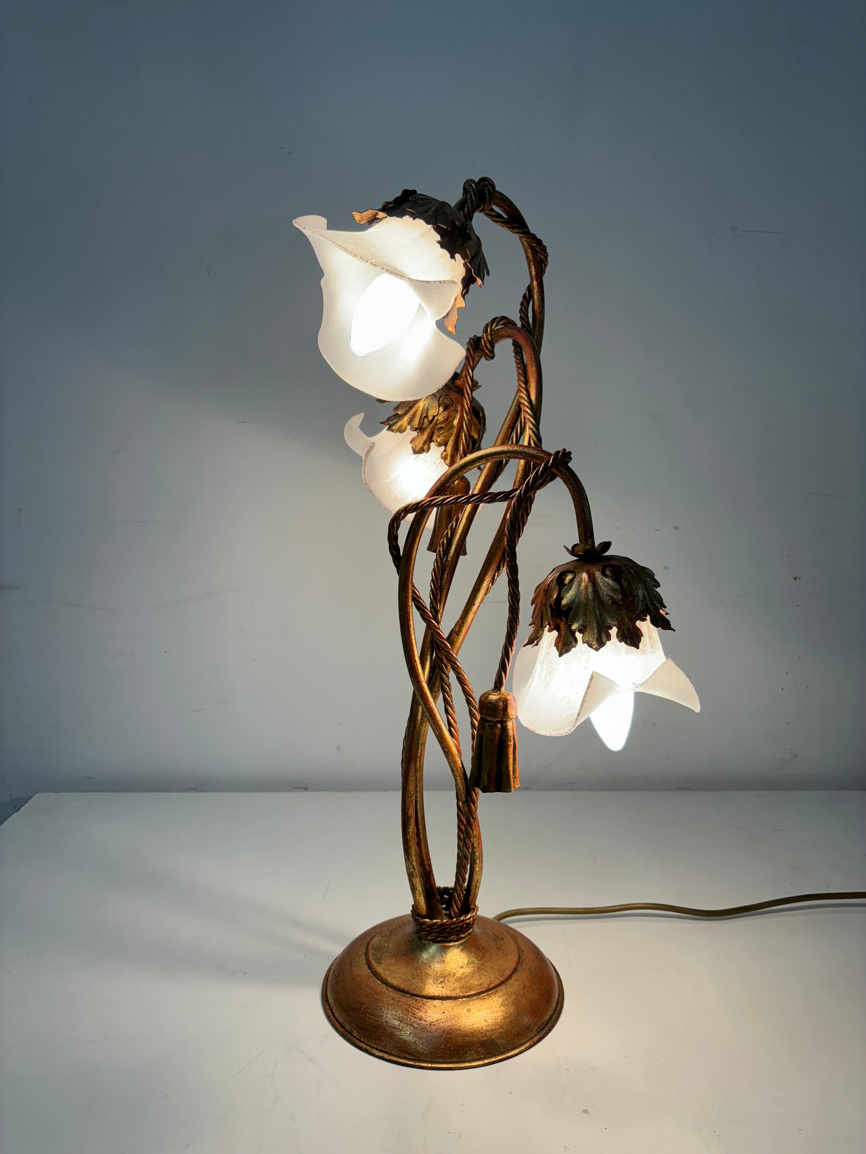 Italian brass knot flowerlamp