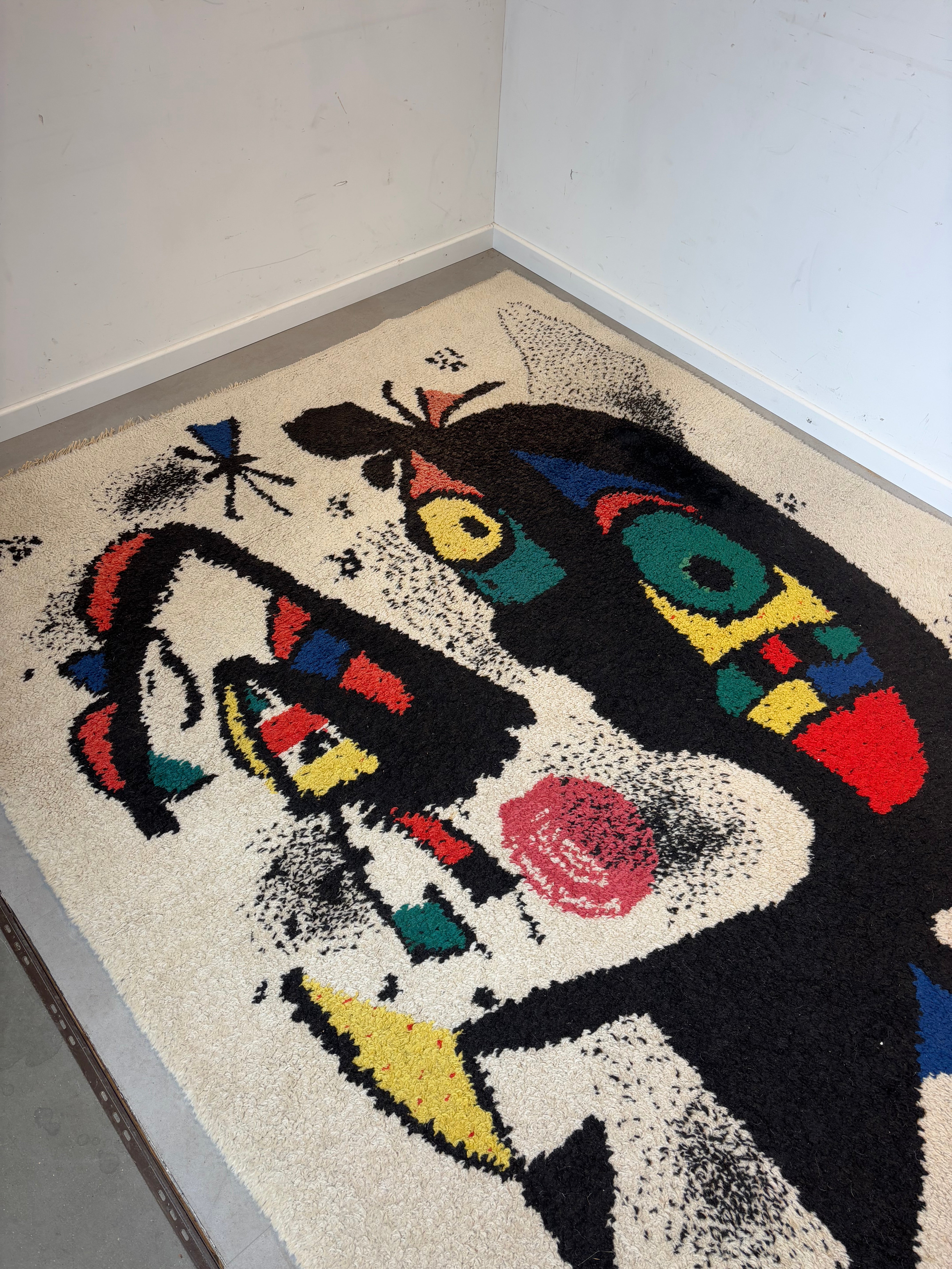 Vintage Rug inspired by Joan Miro 200 x 300 cm