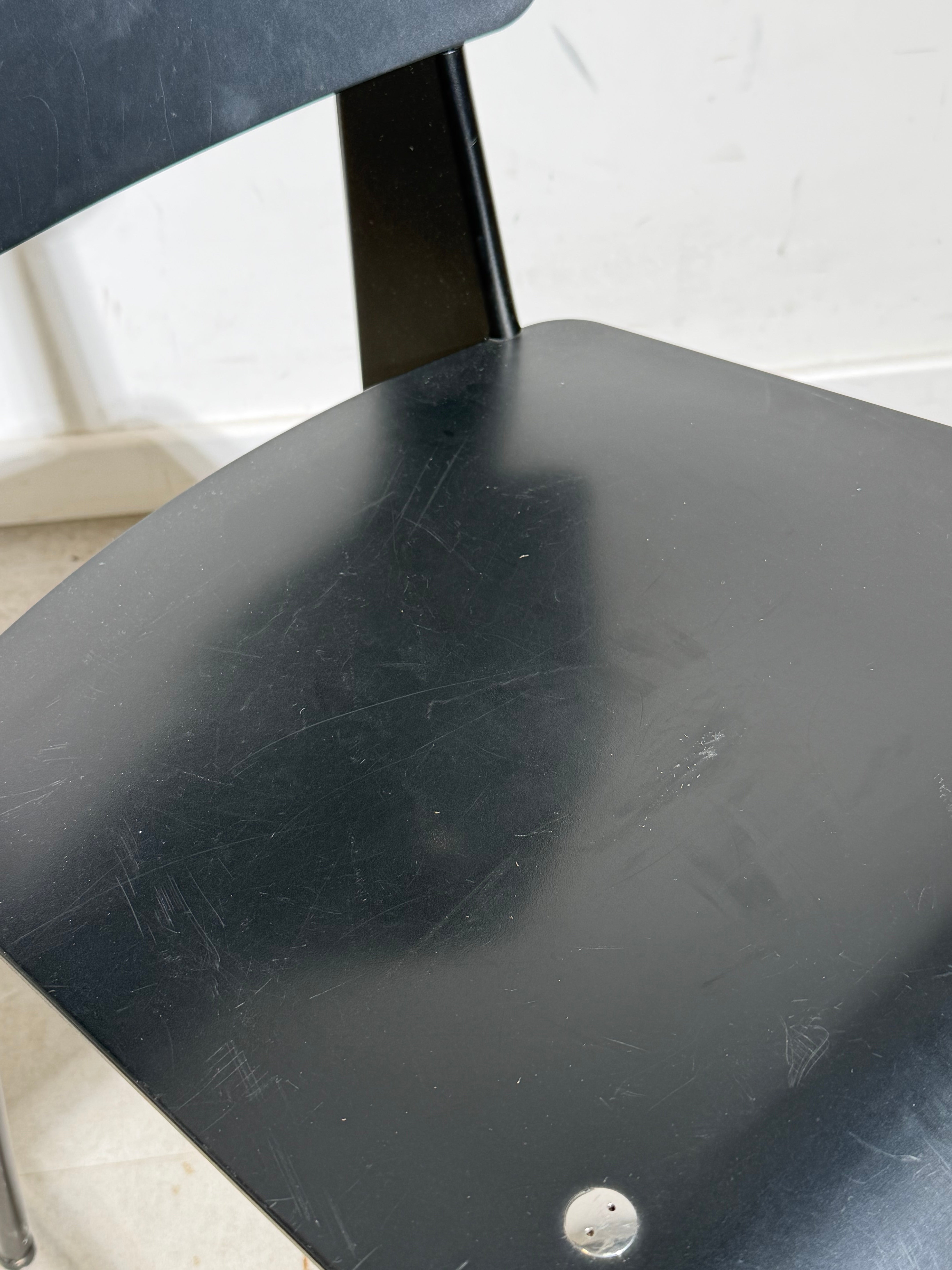 Chaise Vitra SP de Jean Prouvé