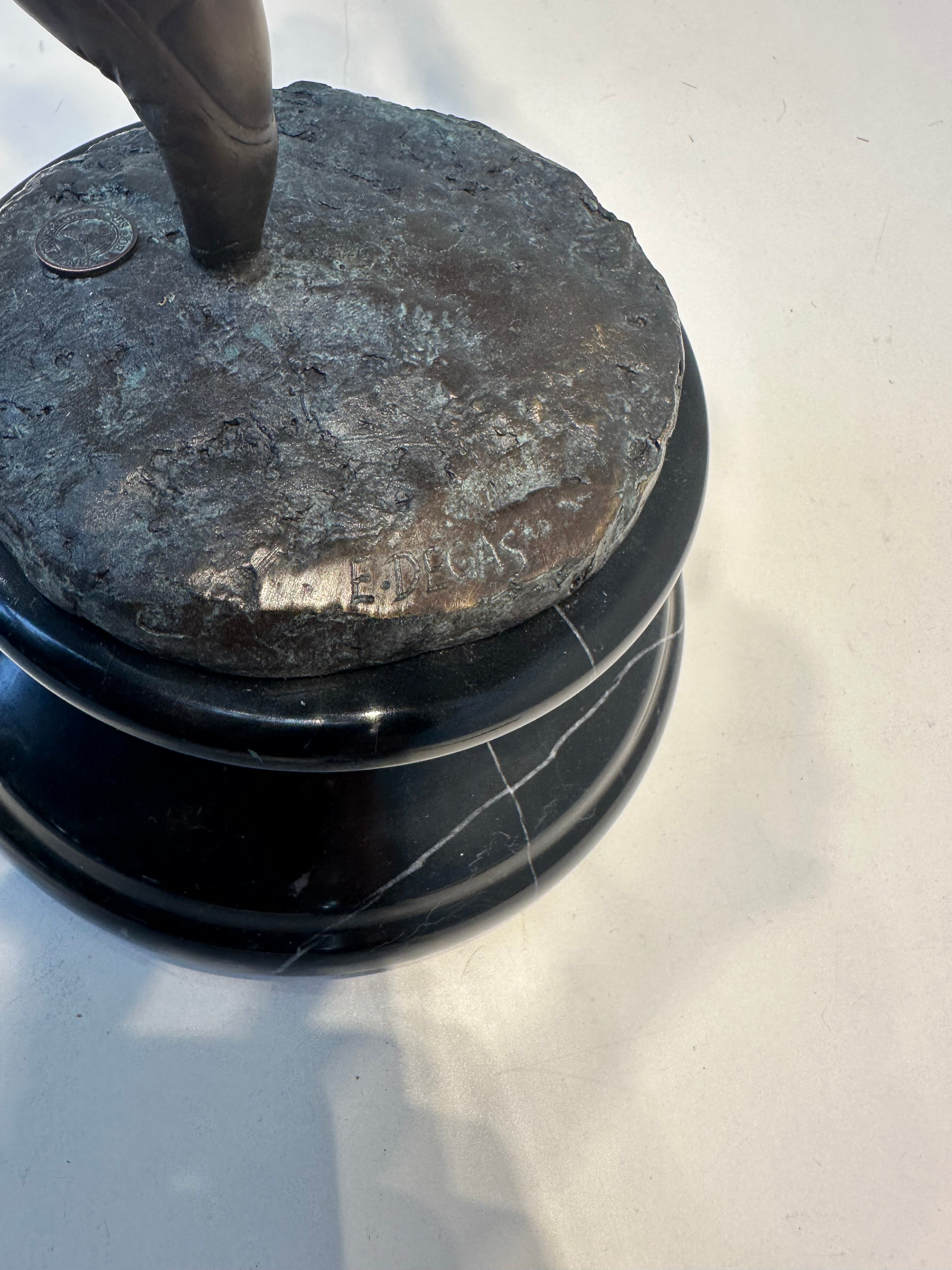 Statue de ballerine en bronze