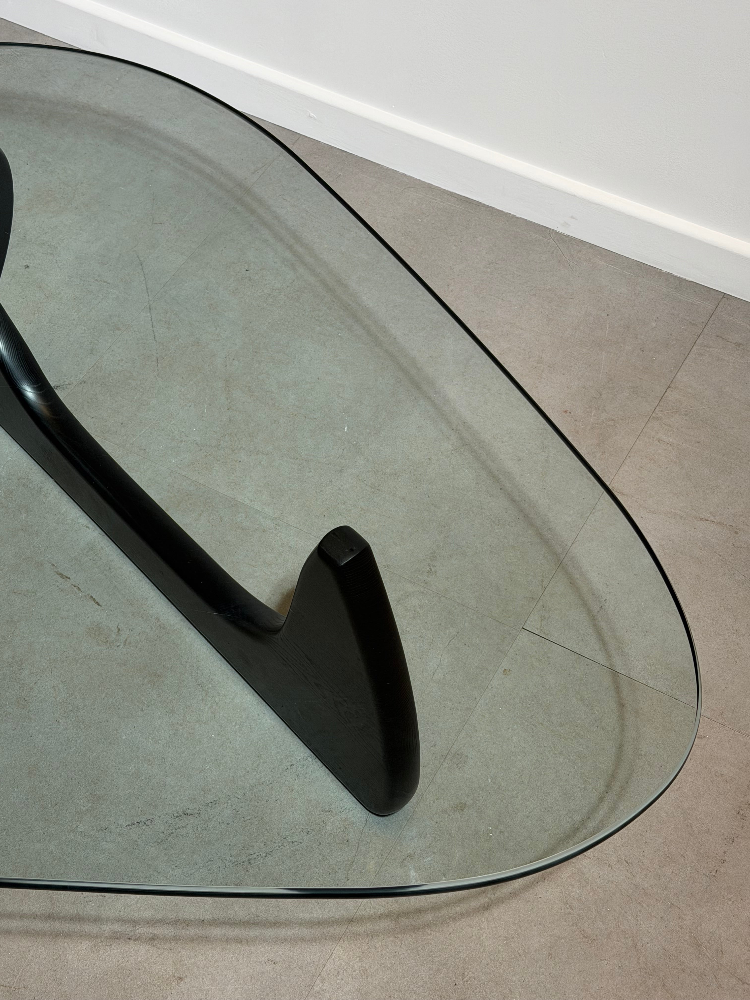Noguchi Coffee Table by Vitra