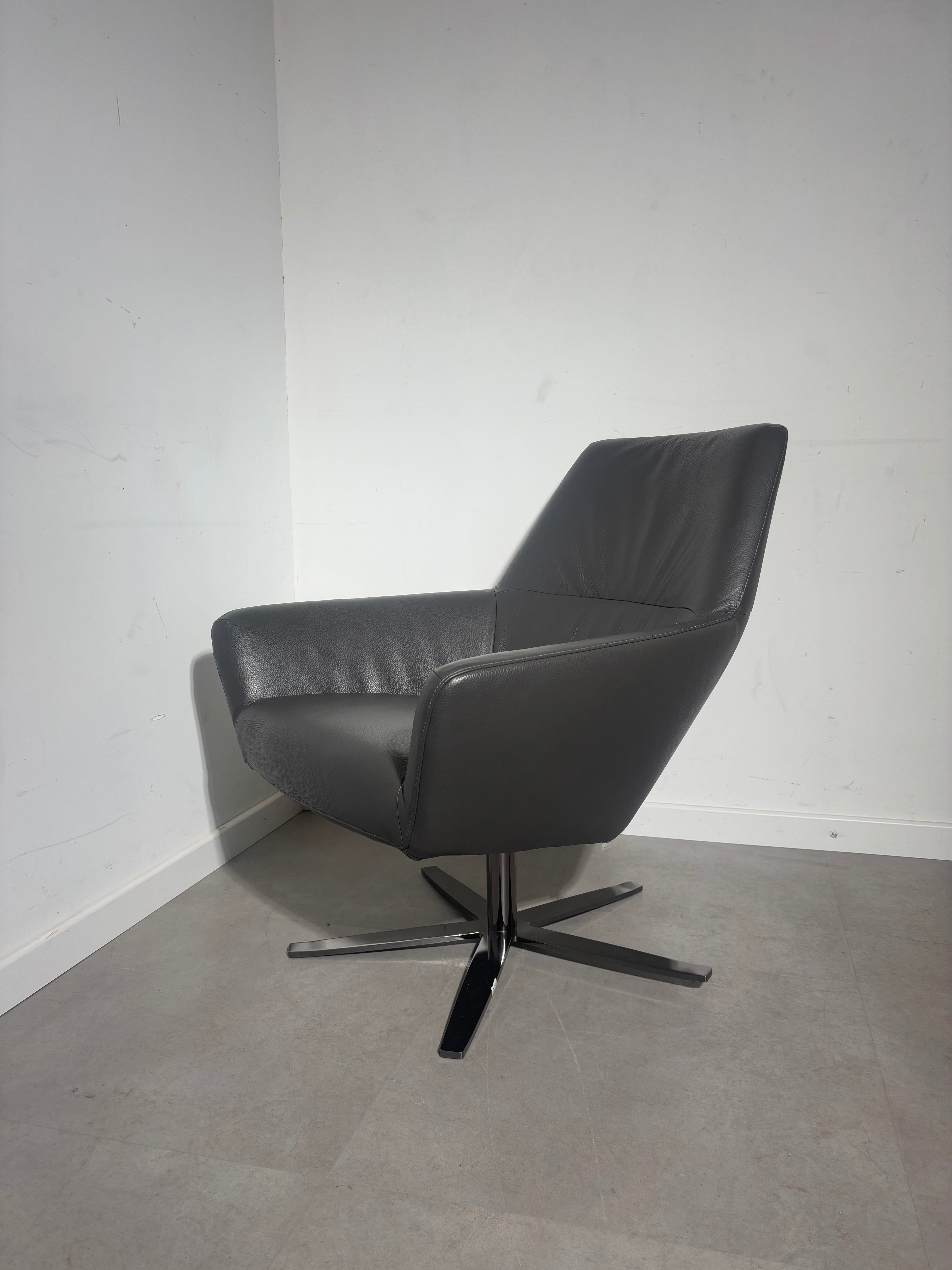 Bert Plantagie “Zyba” Chair