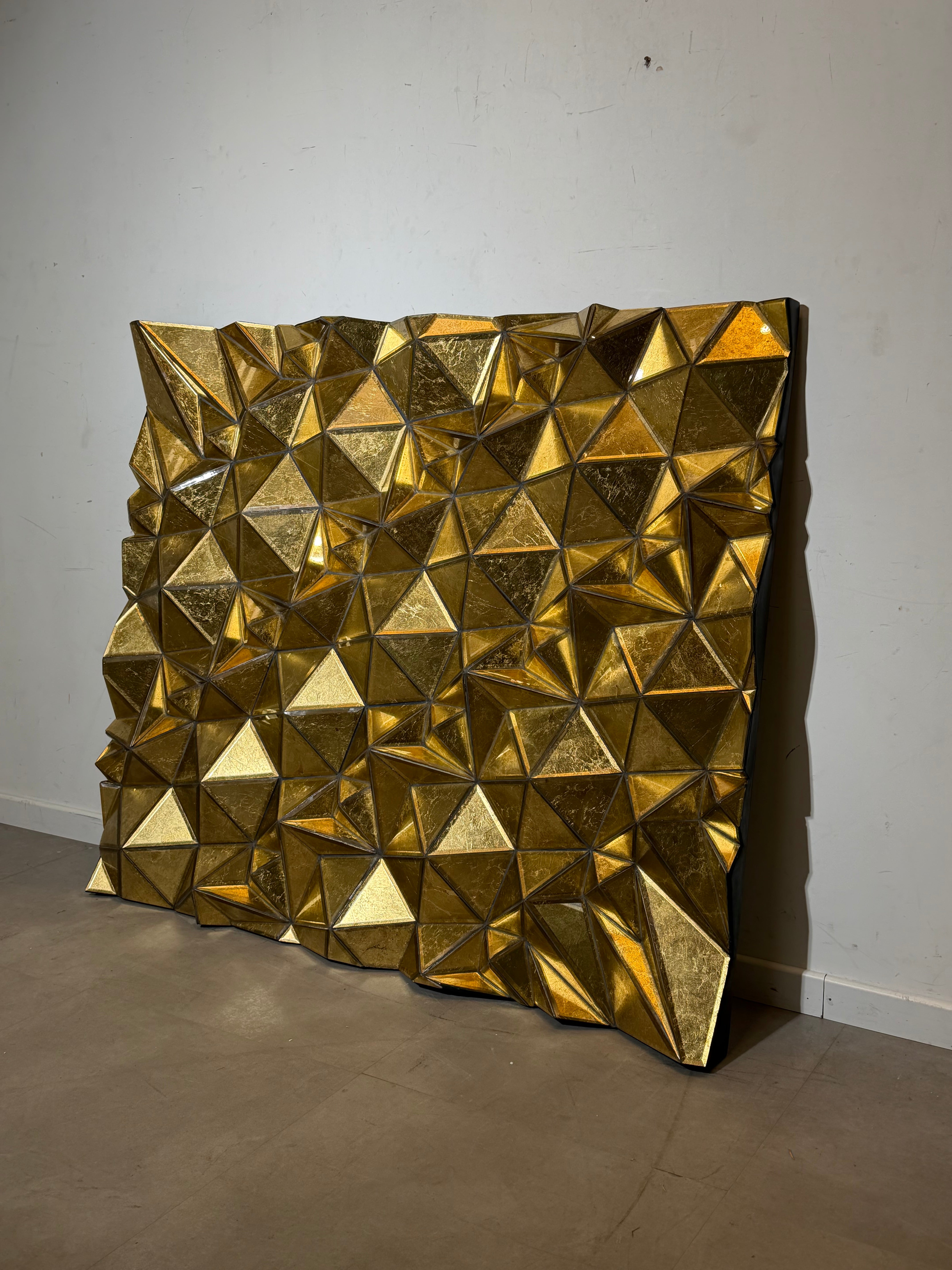 Large Sculptural Gold Faceted Mirror Panel – Prism Wall Mirror – 145 × 125 cm