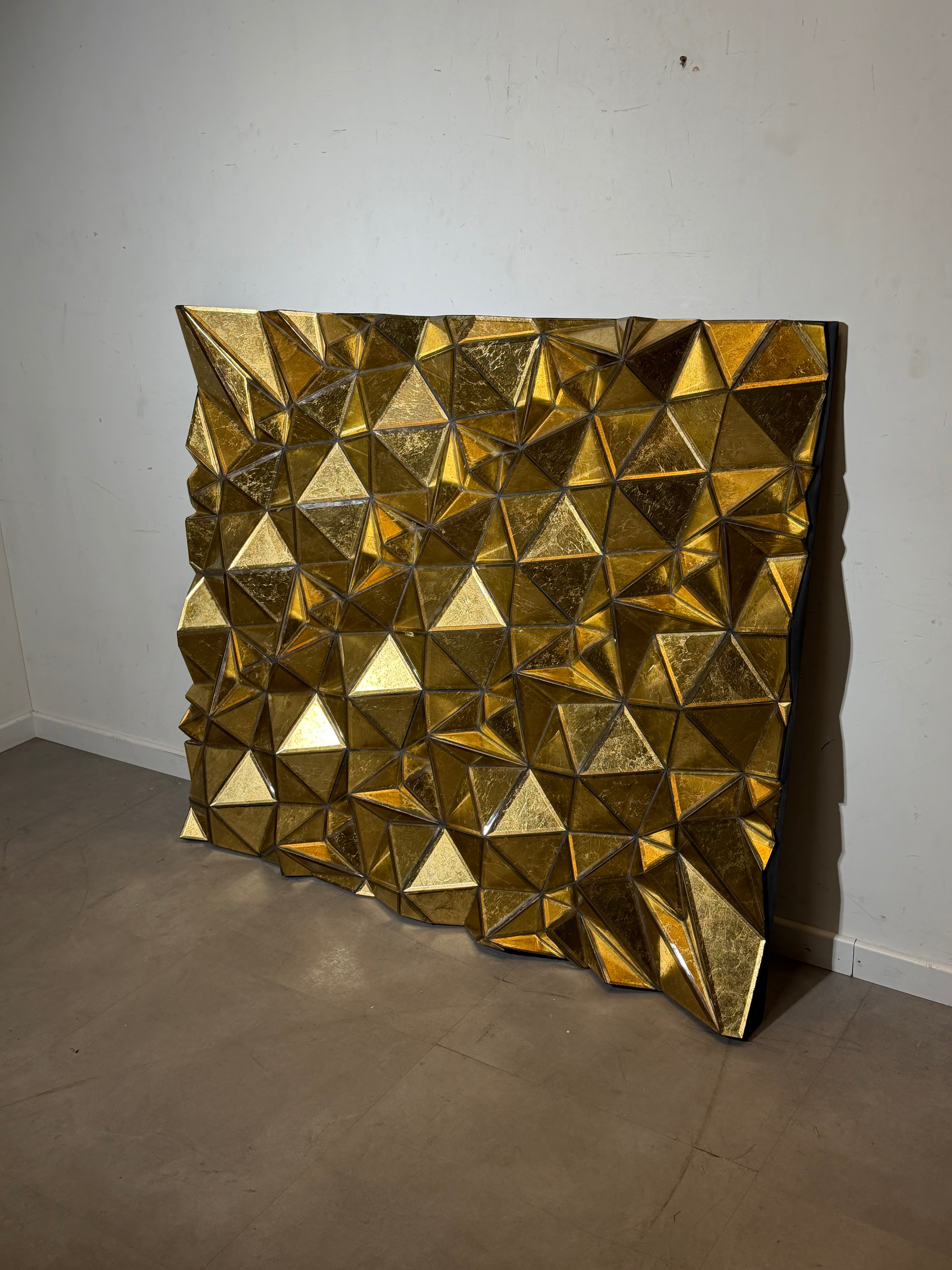 Large Sculptural Gold Faceted Mirror Panel – Prism Wall Mirror – 145 × 125 cm