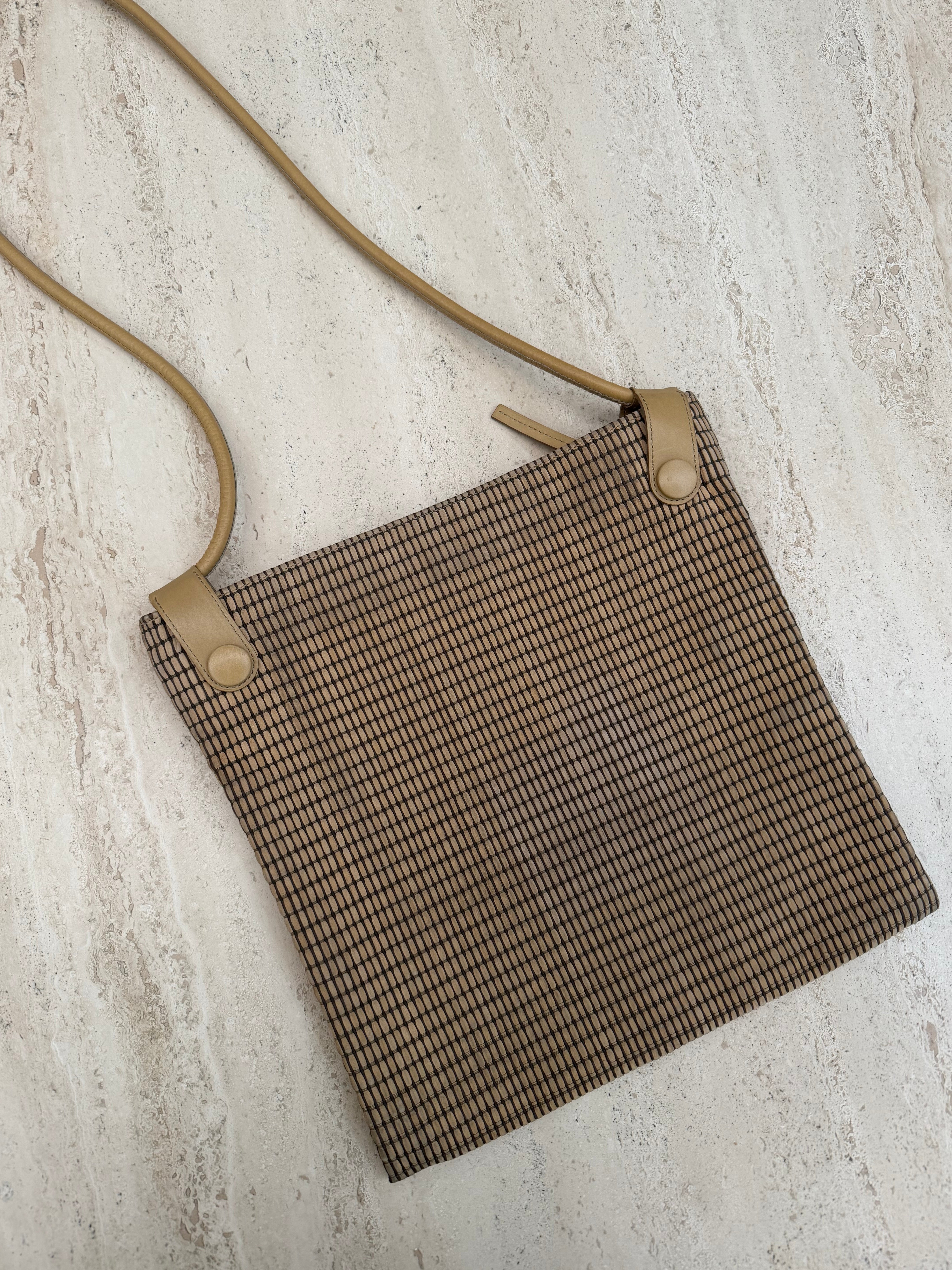 Delvaux Toile de Cuir Crossbody Bag Beige – 34 x 34 cm