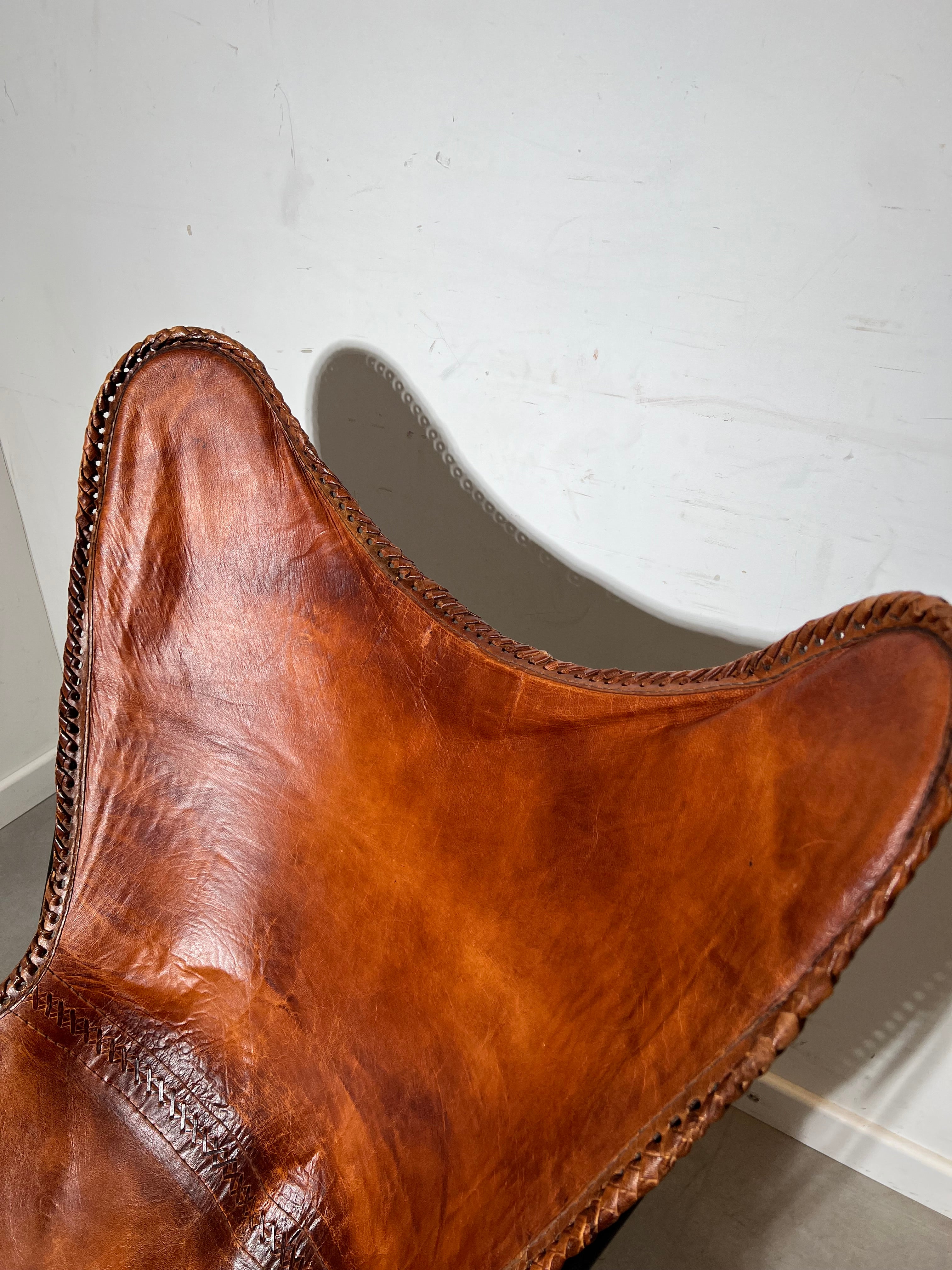 Butterfly Chair Leather Cognac