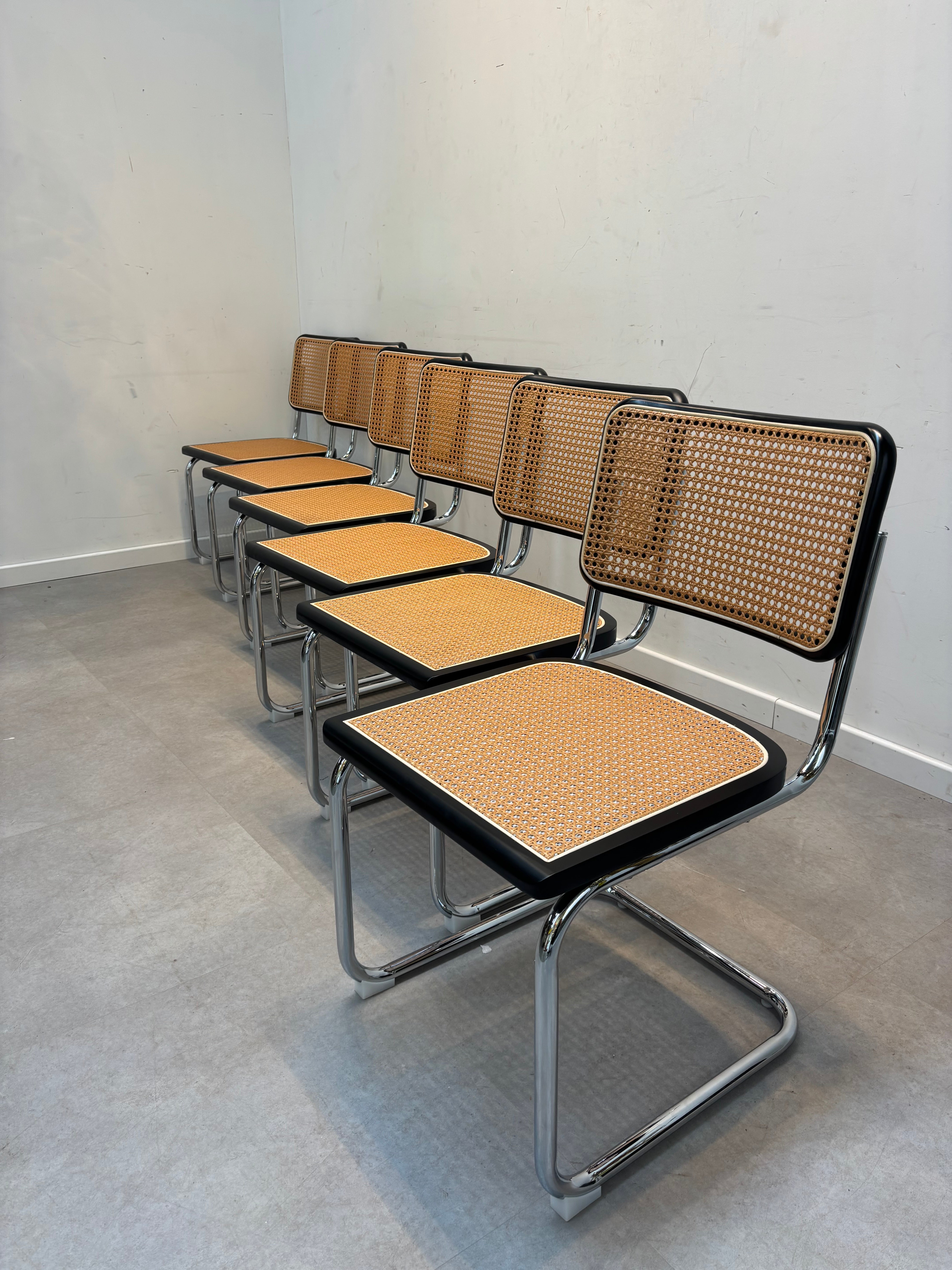 S-Chair Black Chrome