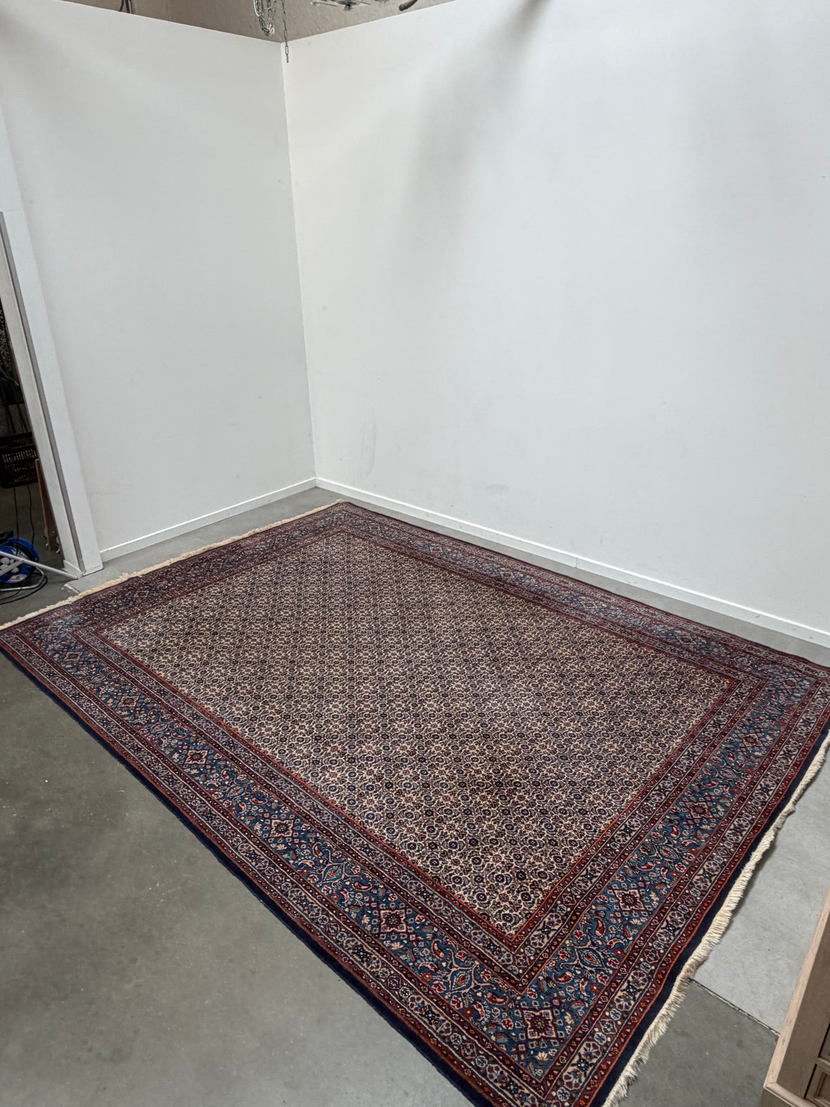 Vintage Hand-Knotted Persian Mud Rug – 357 × 255 cm