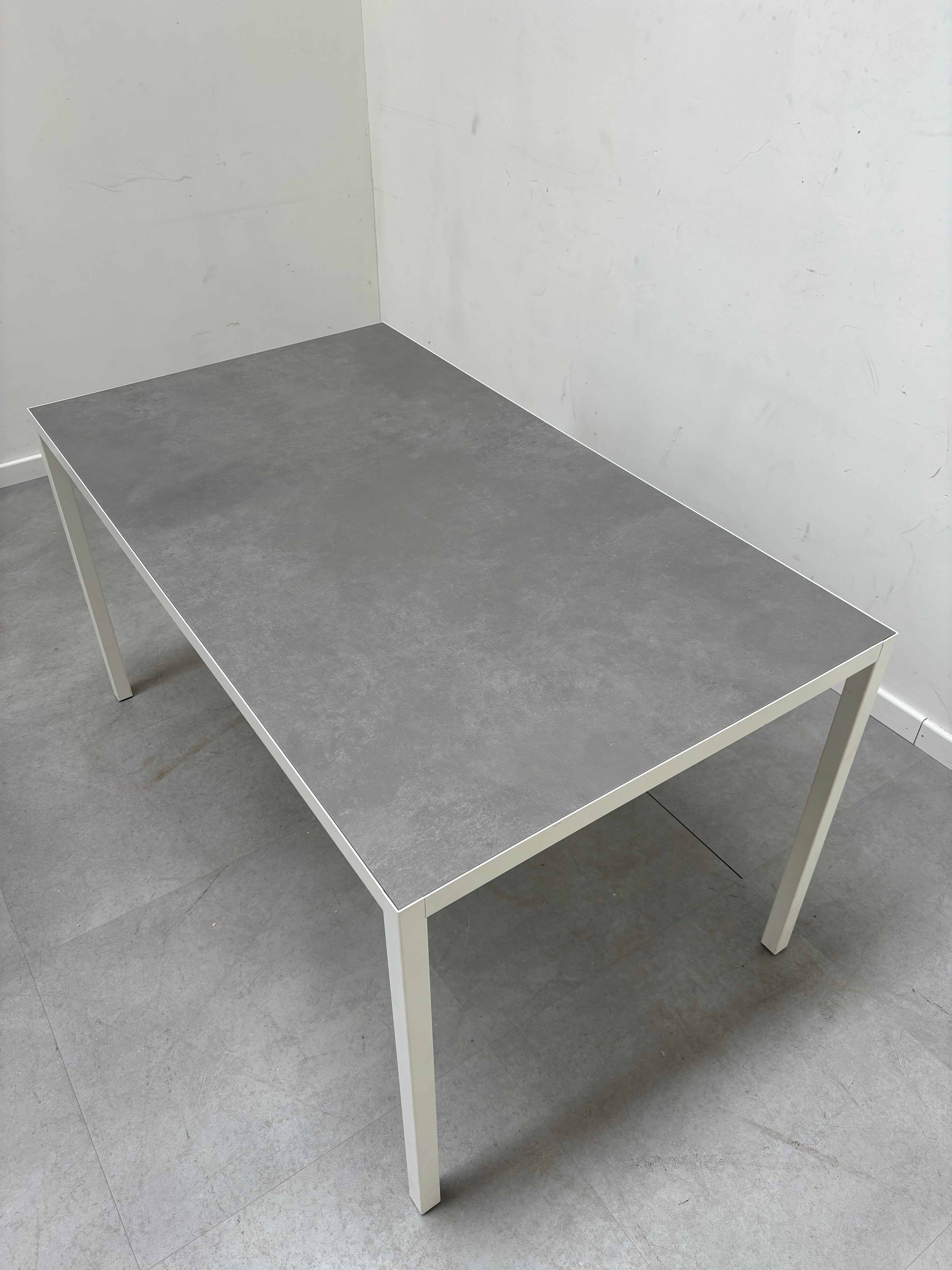 MDF italia - Lim .03 Ceramic Table