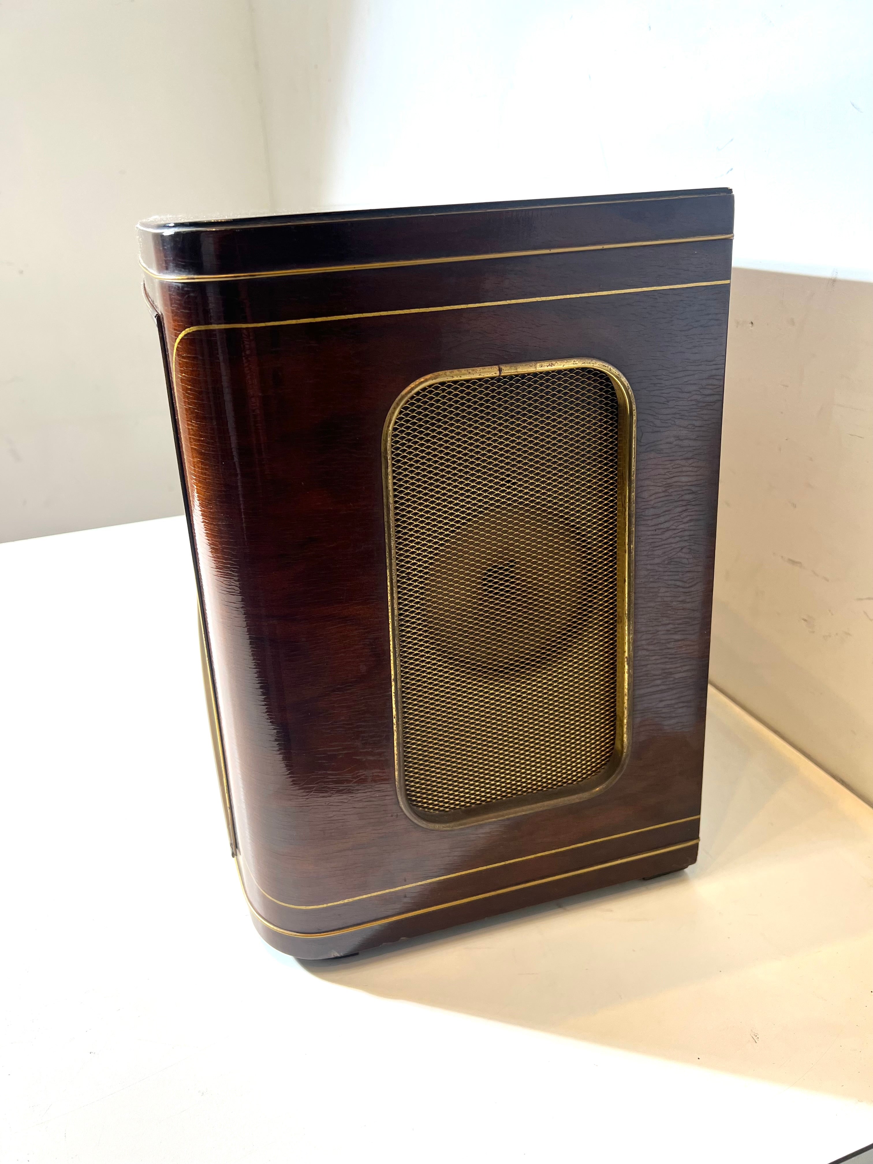 Vintage Barco Tube Radio – Wooden Cabinet – Belgium – 1950s