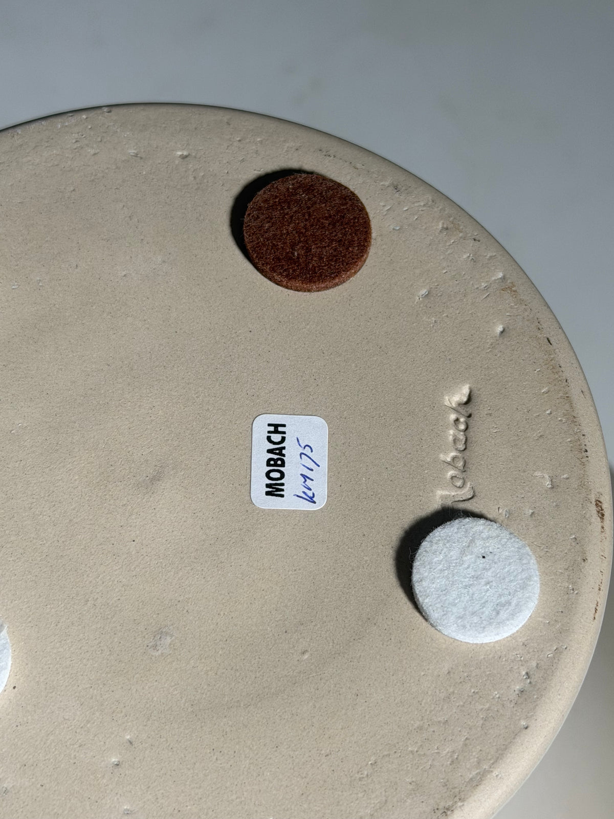 Mobach Ceramic Vase KM175 – Ecru