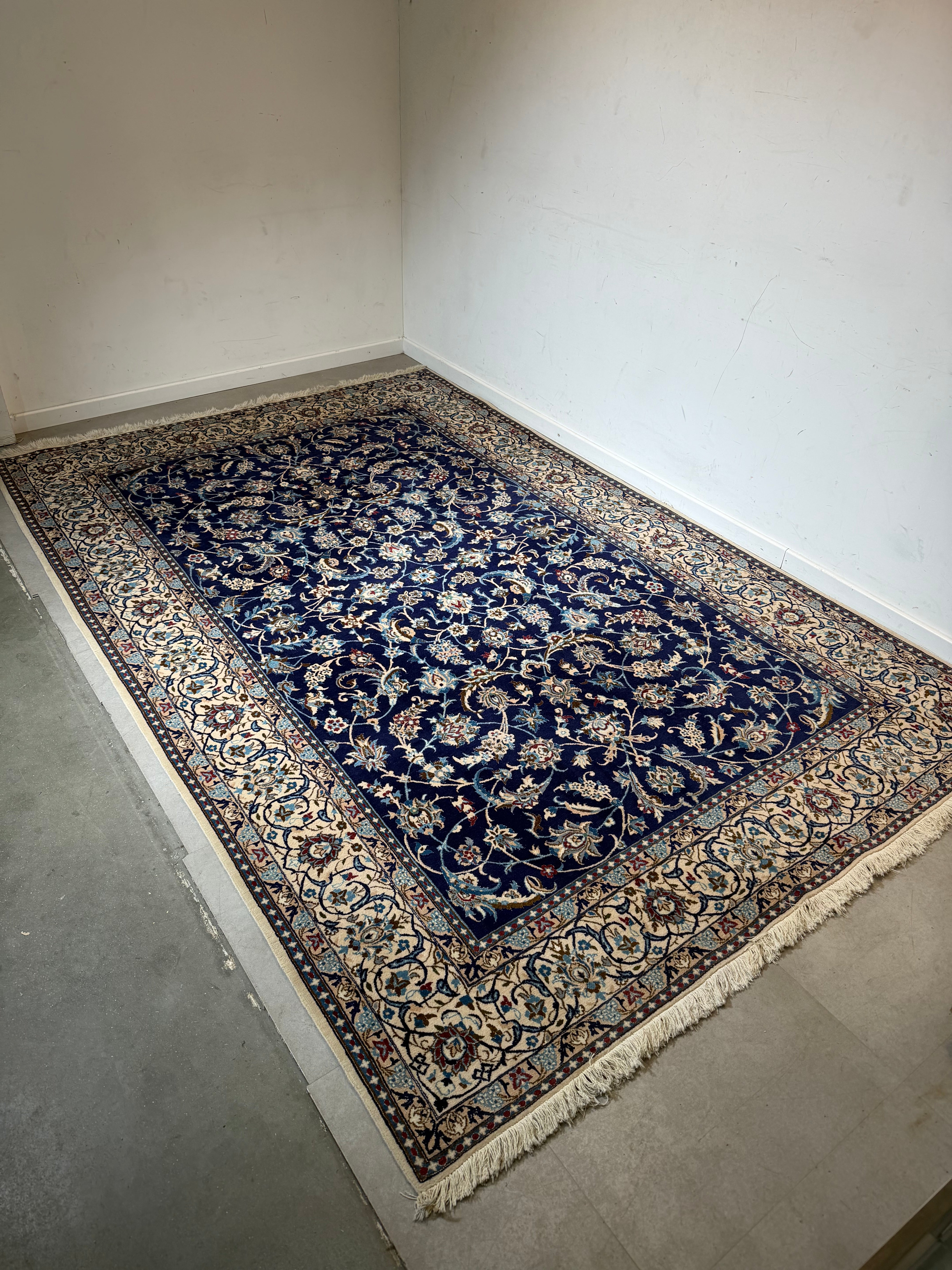 Large Persian Nain Rug – Hand Knotted Wool & Silk – 311 x 207 cm