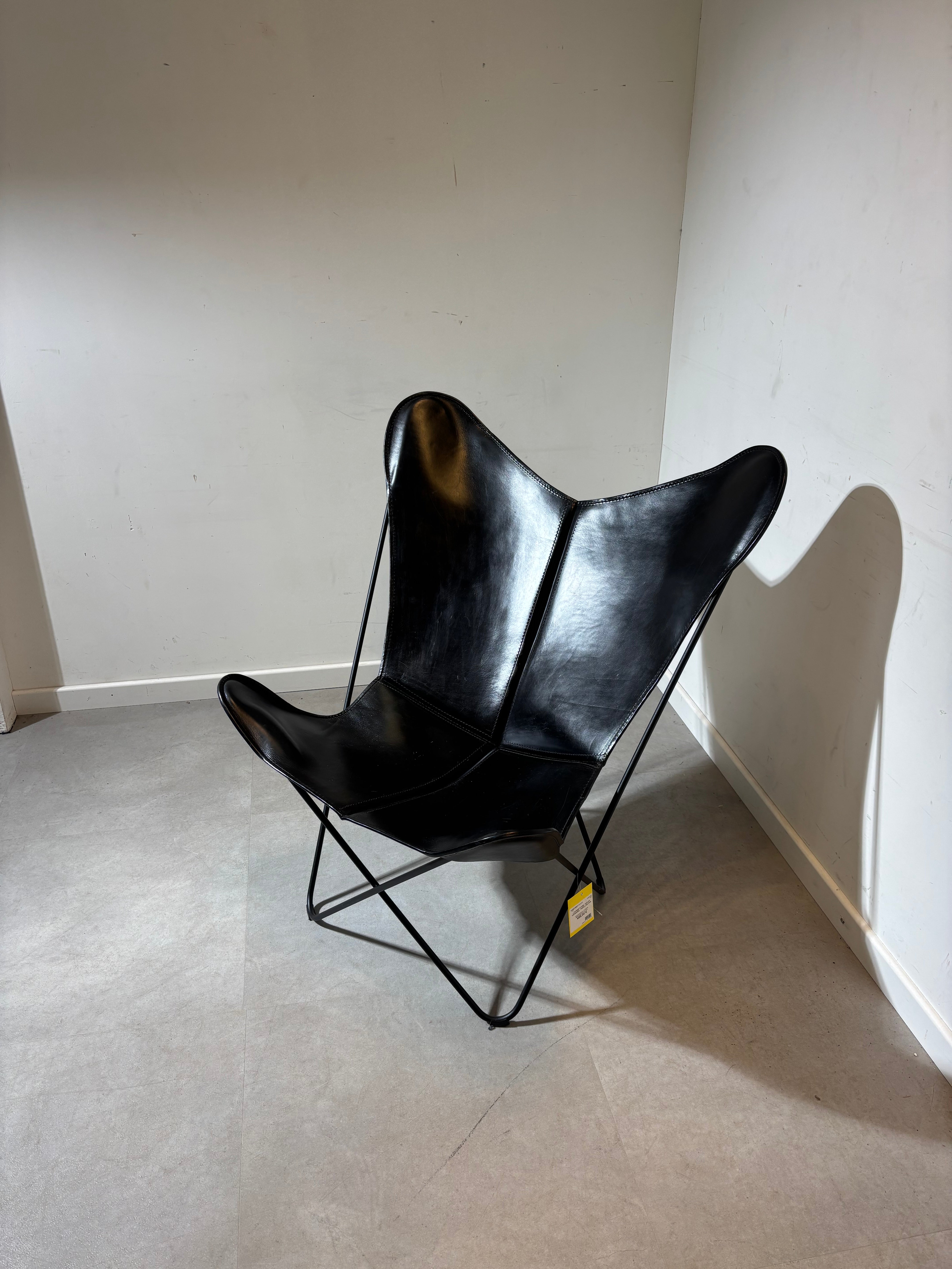 “Papillion” Chair by Ox Denmarq